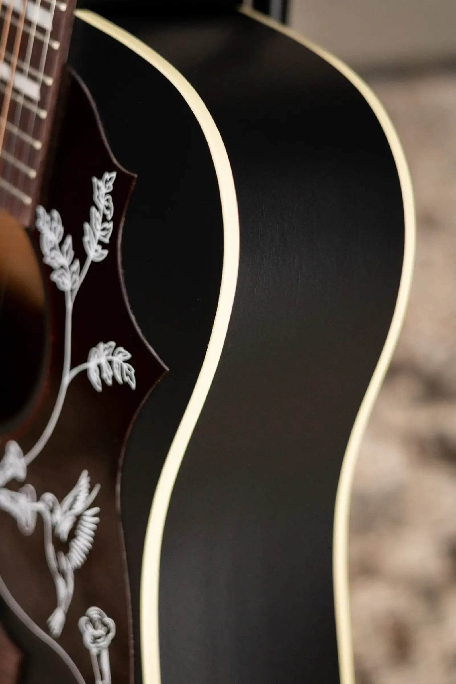 Gibson Hummingbird Special Dreadnought Acoustic/Electric Guitar - Ebony Satin with Gig Bag