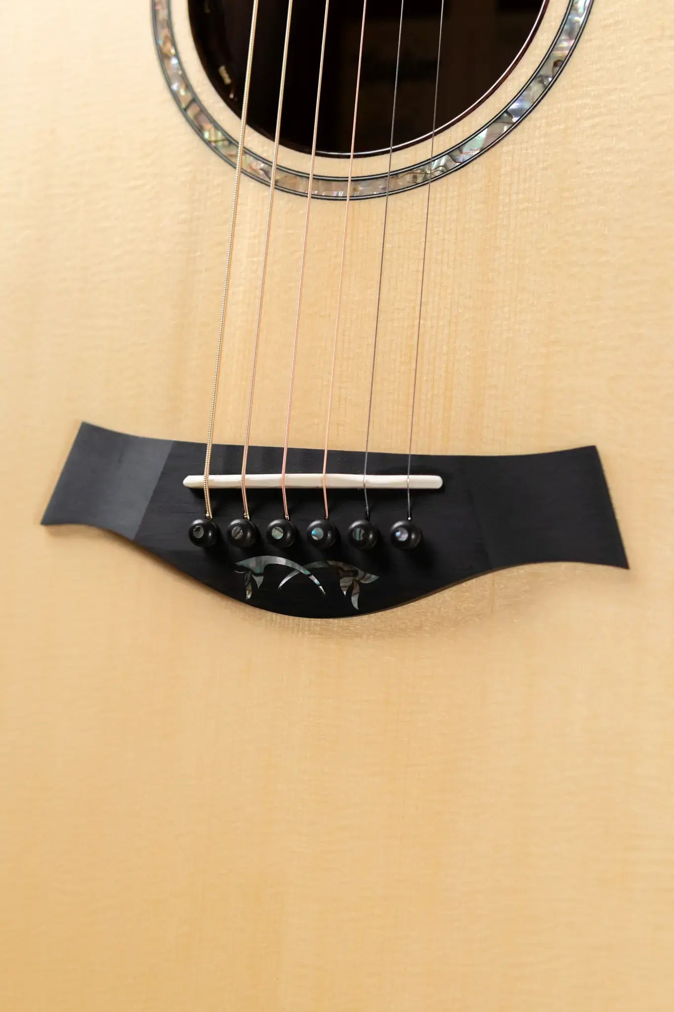 Taylor Legacy 914ce Grand Auditorium Acoustic/Electric Guitar with Hardshell Case