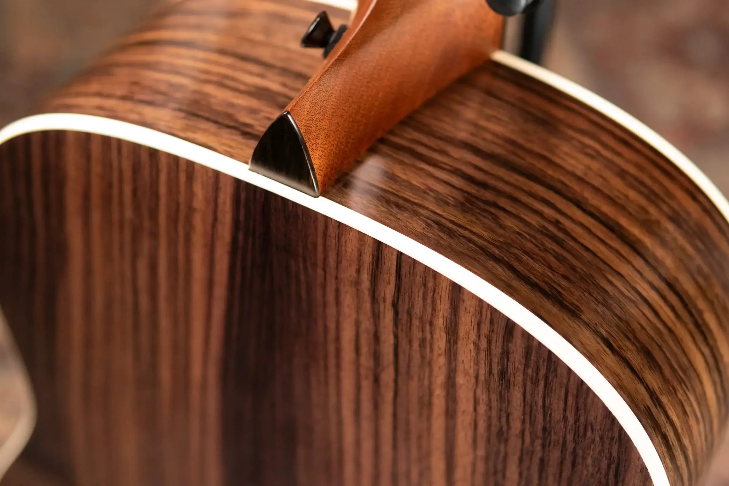 Taylor Gold Label 717e Grand Pacific Acoustic/Electric Guitar with Hardshell Case