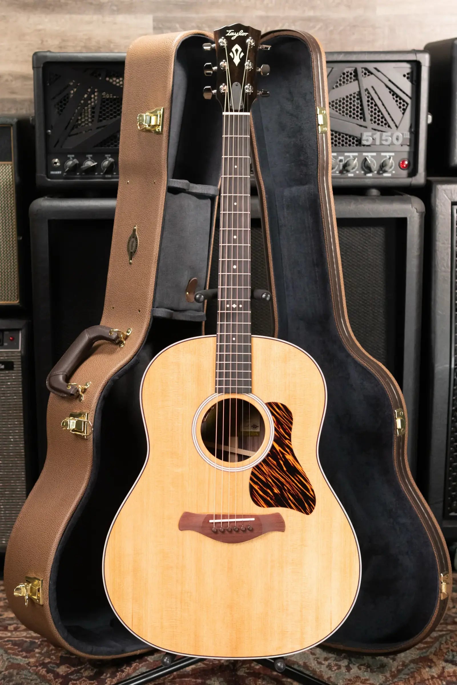 Taylor Gold Label 717e Grand Pacific Acoustic/Electric Guitar with Hardshell Case