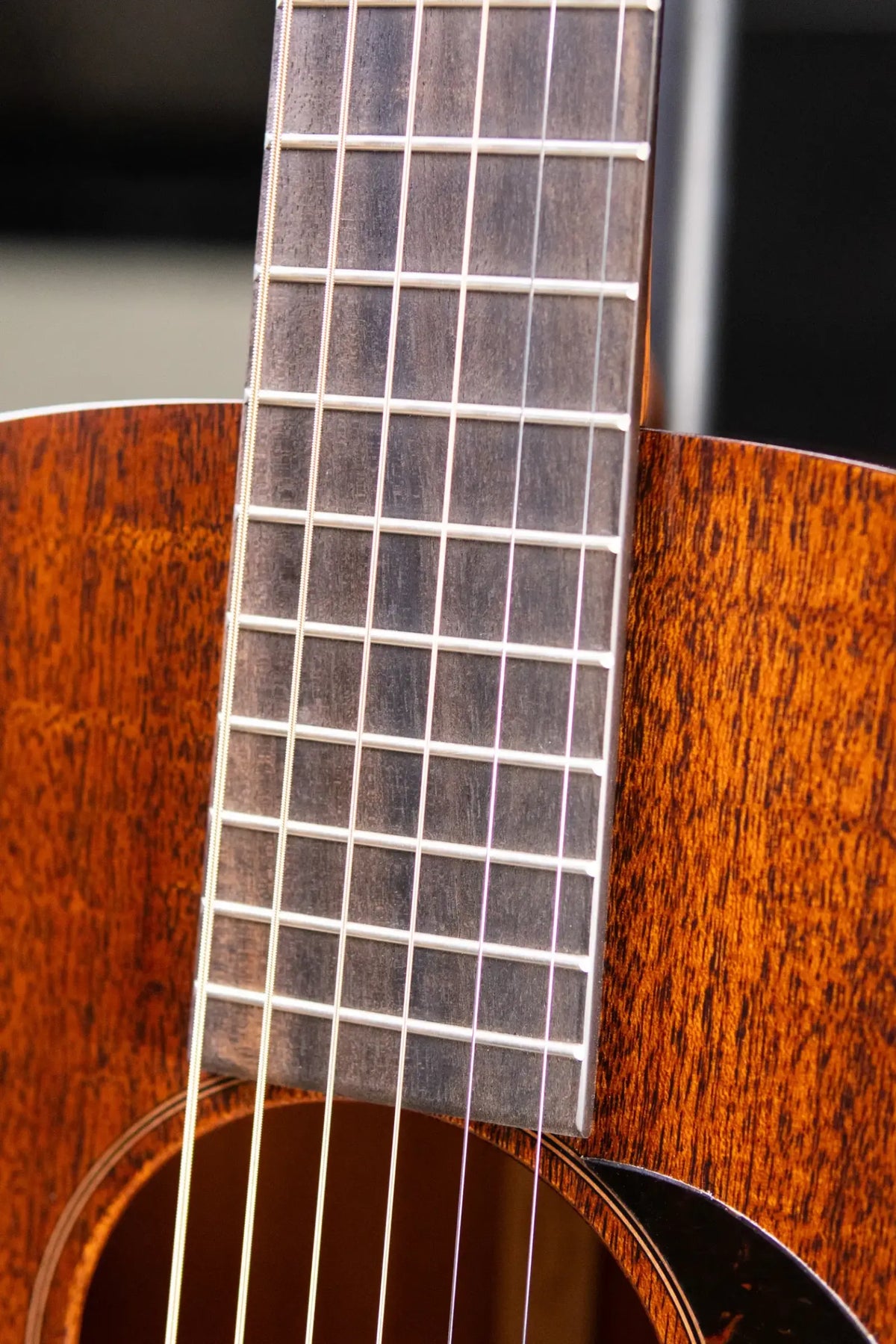 Martin Limited Edition 0-17 Standard Series Acoustic Guitar - All Mahogany with Hardshell Case