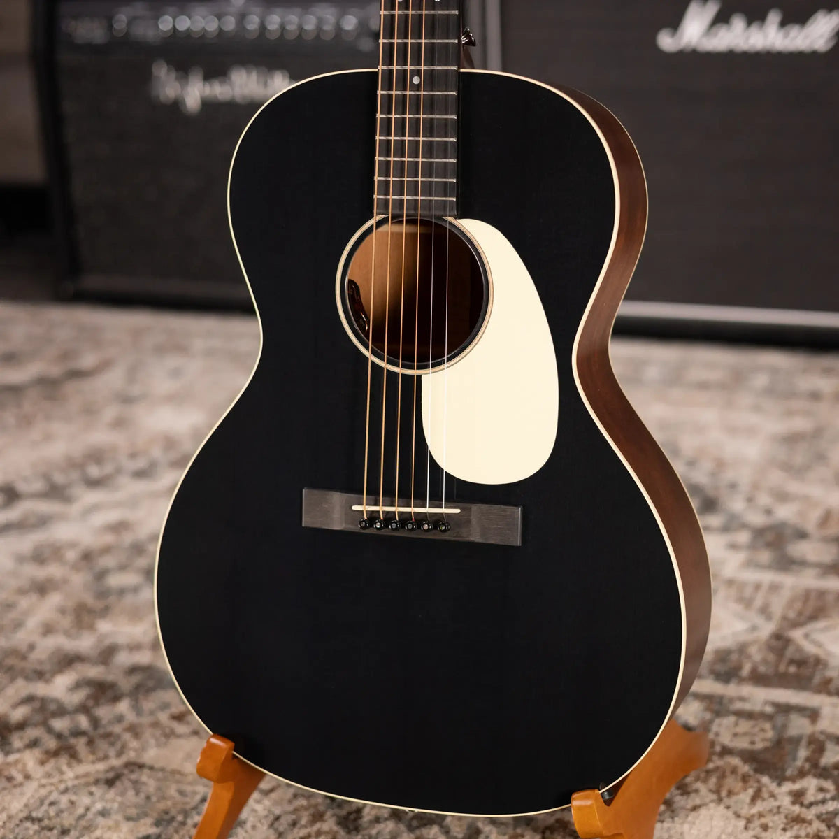 Martin 00L-16E Acoustic/Electric Guitar - Black Smoke with Gig Bag