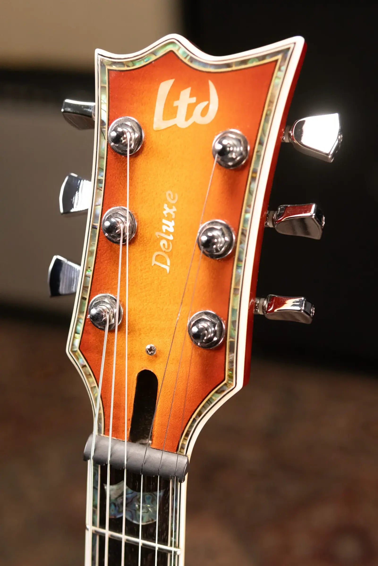 ESP LTD EC-1000 Deluxe Electric Guitar Amberburst with Gibson Gig Bag - Used