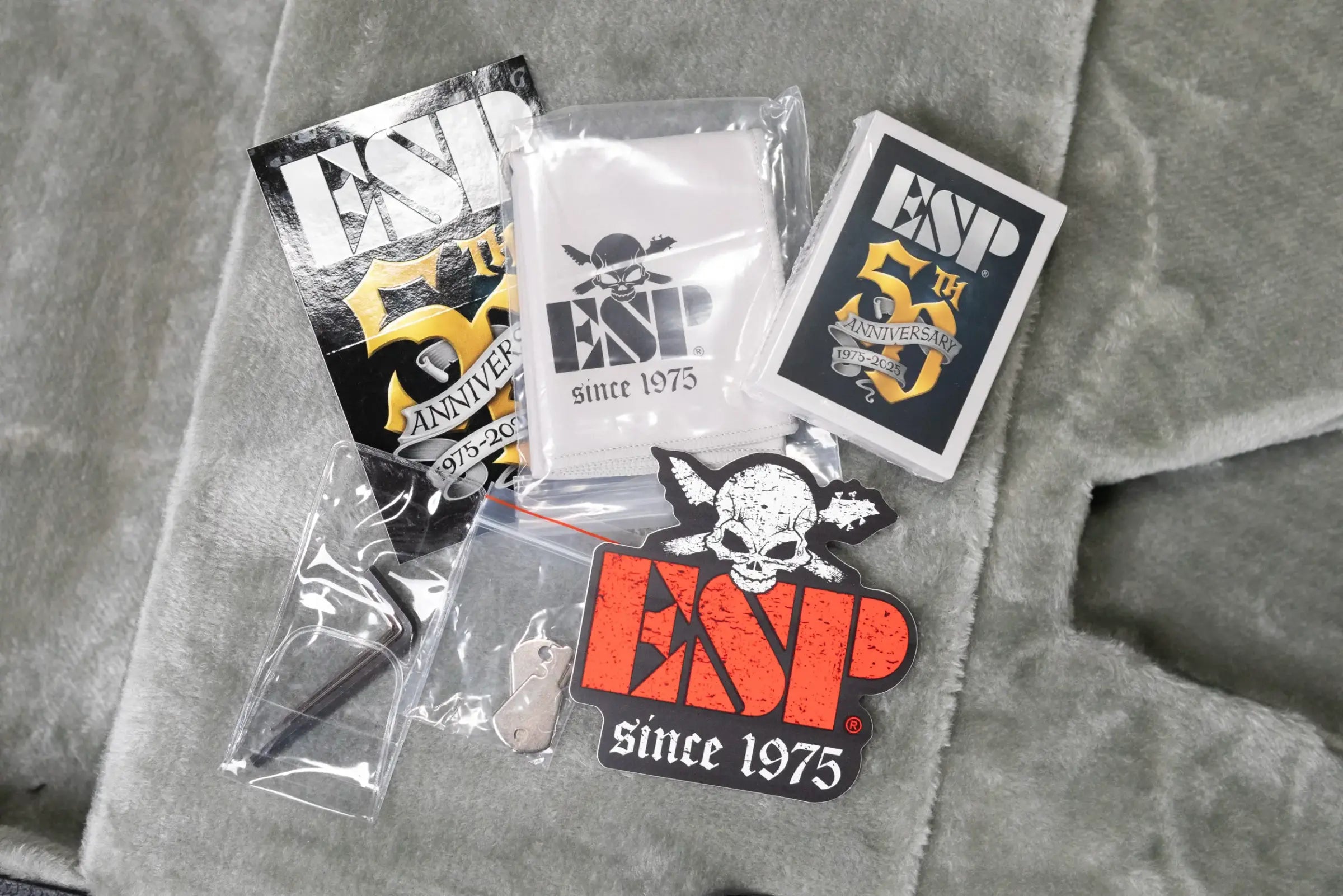 ESP LTD James Hetfield Signature Vulture Electric Guitar - Olympic White with Hardshell Case