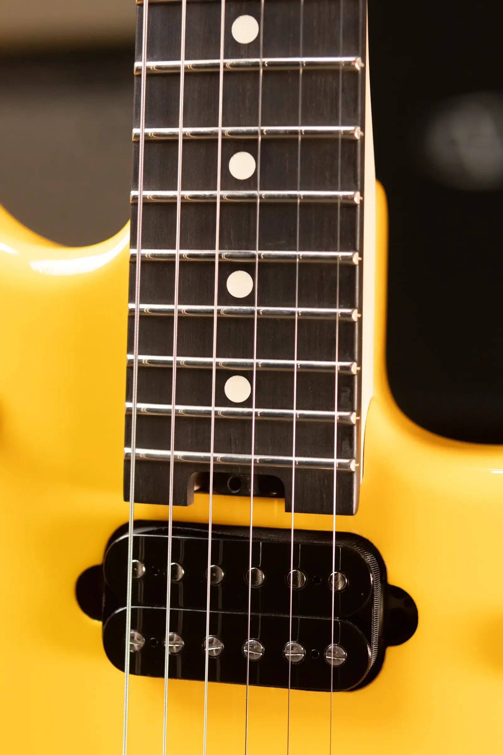EVH 5150 Series Standard Electric Guitar - EVH Yellow