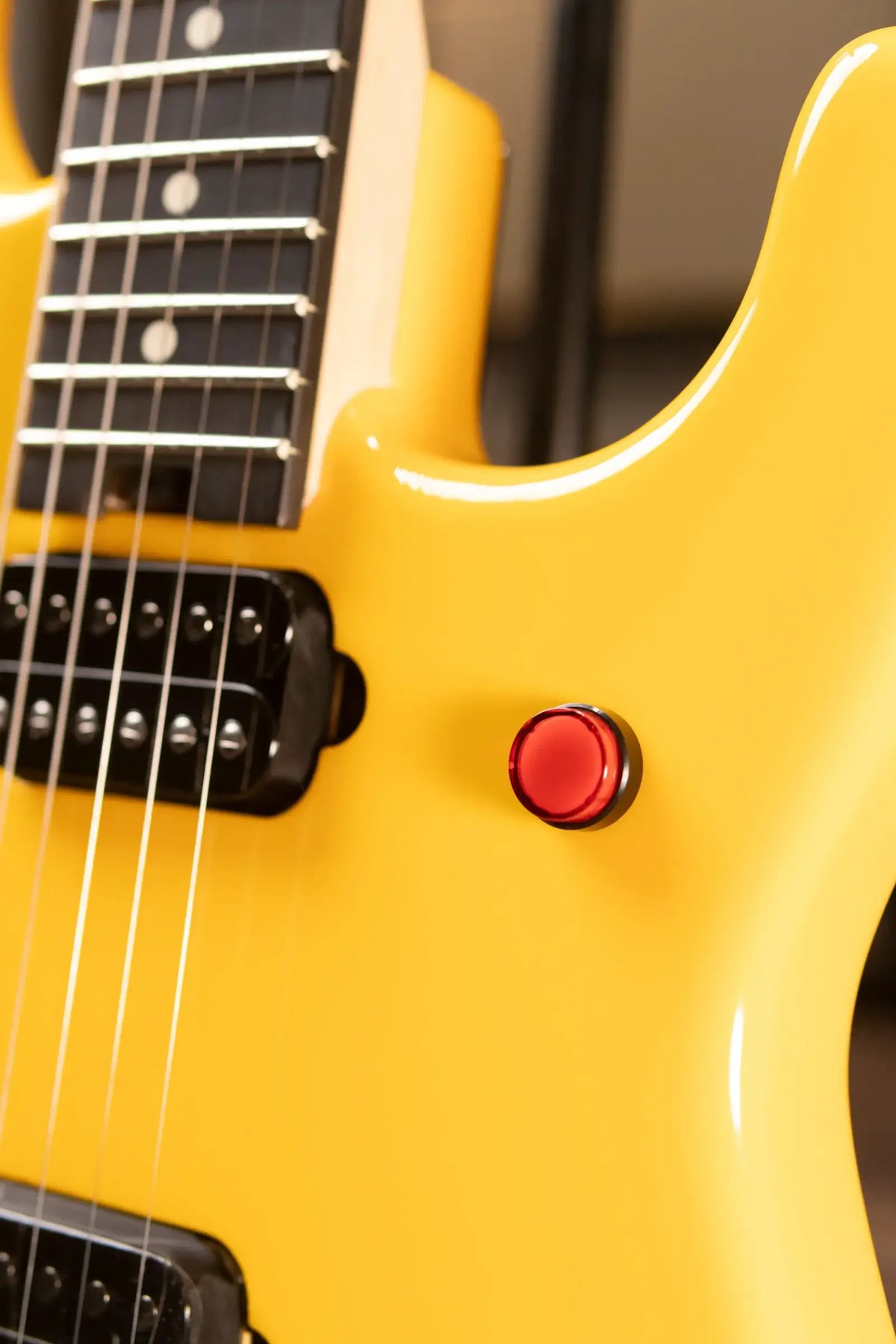 EVH 5150 Series Standard Electric Guitar - EVH Yellow