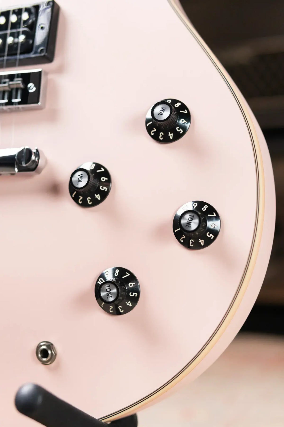 EVH Limited Edition SA-126 Special Semi-Hollow Electric Guitar - Satin Shell Pink with Ivory Case