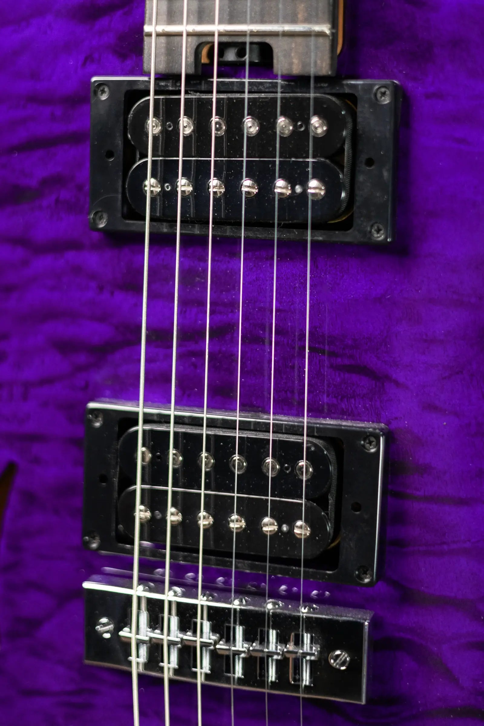 EVH SA-126 Special Quilted Maple Semi-Hollow Electric Guitar - Transparent Purple with Hardshell Case