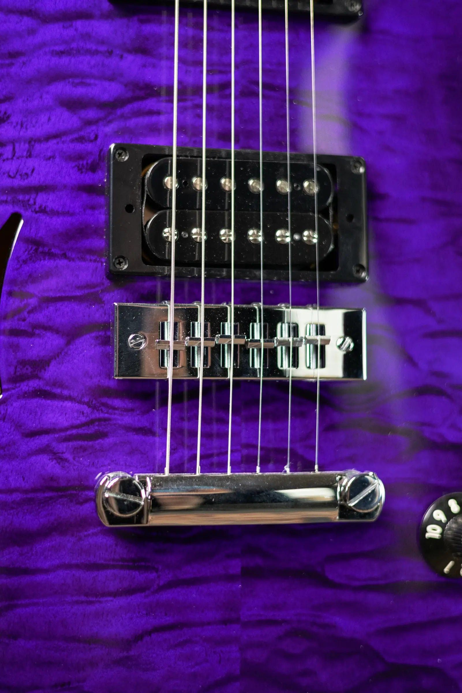 EVH SA-126 Special Quilted Maple Semi-Hollow Electric Guitar - Transparent Purple with Hardshell Case