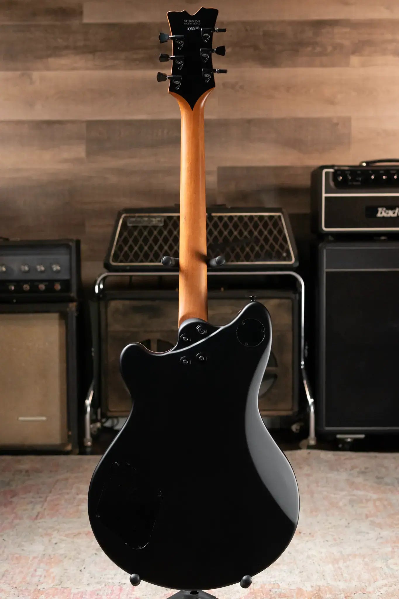 EVH SA-126 Special - Stealth Black with Hardshell Case