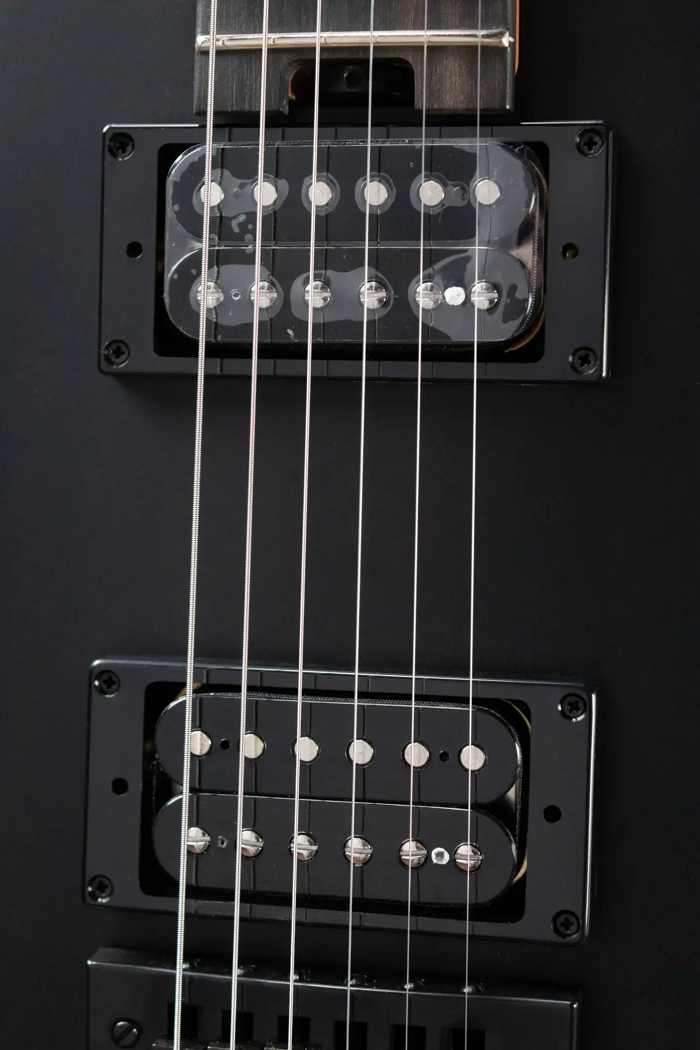 EVH SA-126 Special - Stealth Black with Hardshell Case