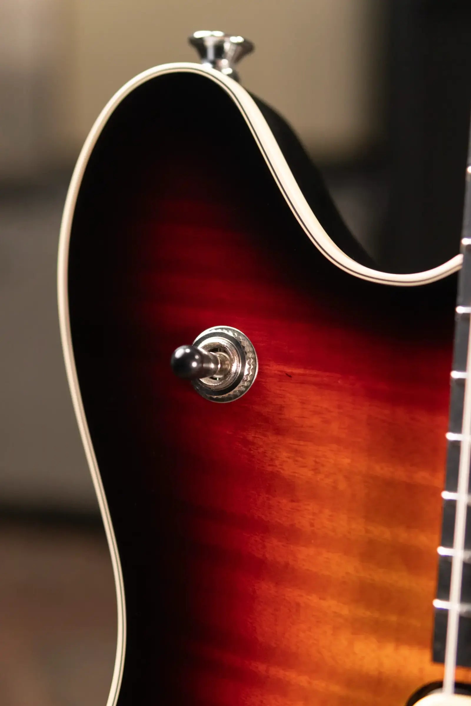 EVH Custom Shop USA Wolfgang Electric Guitar - 5A Flamed Maple 3-Tone Sunburst with Hardshell Case