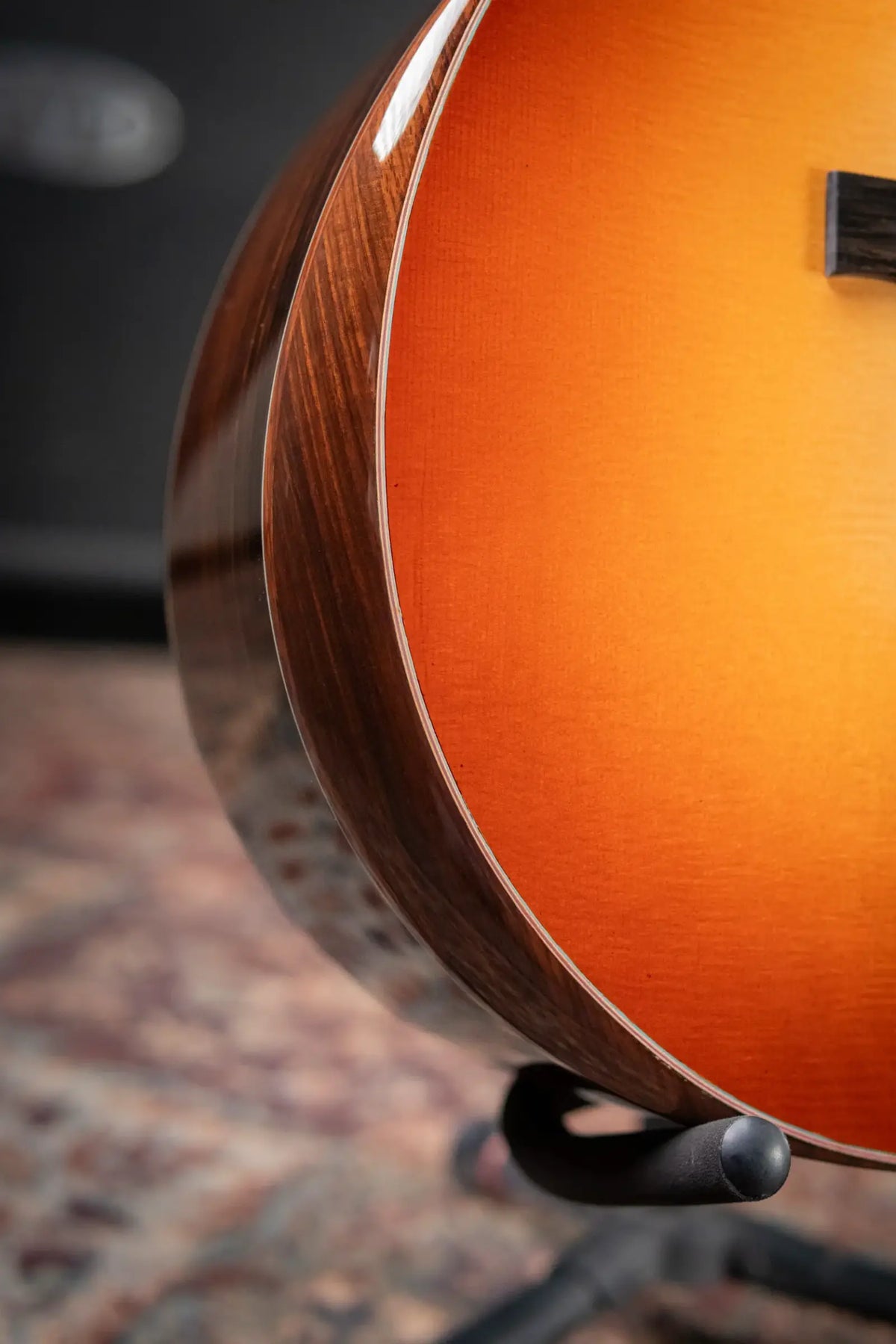 Eastman AC722CE-DF Grand Auditorium Acoustic/Electric Guitar - Dakota Fade with Hardshell Case