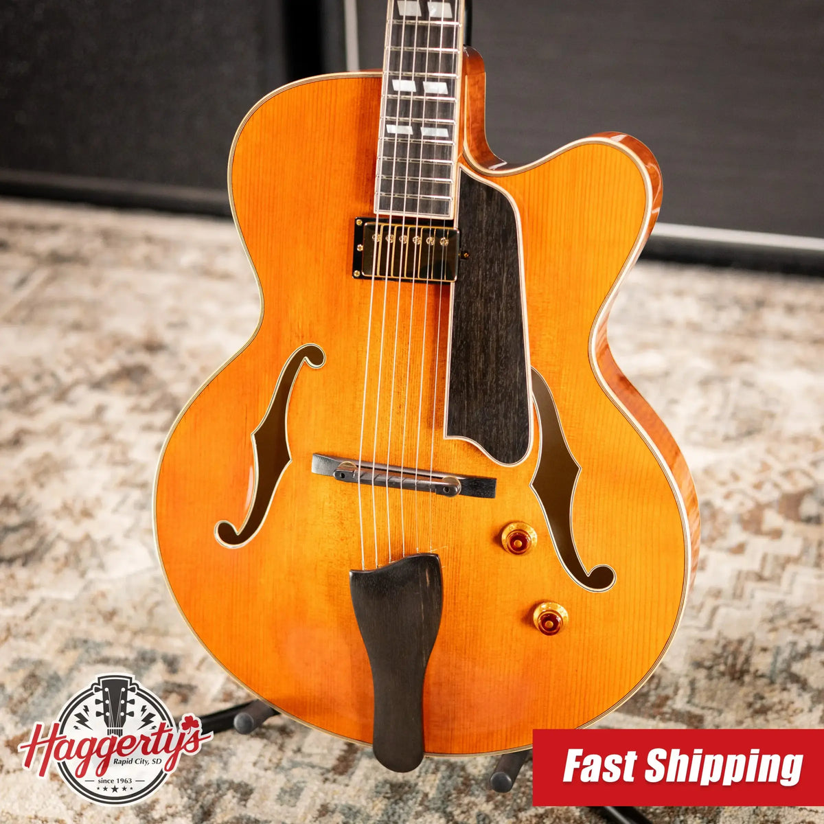 Eastman AR580CE-HB Archtop Electric Guitar - Honey Burst with Hardshell Case