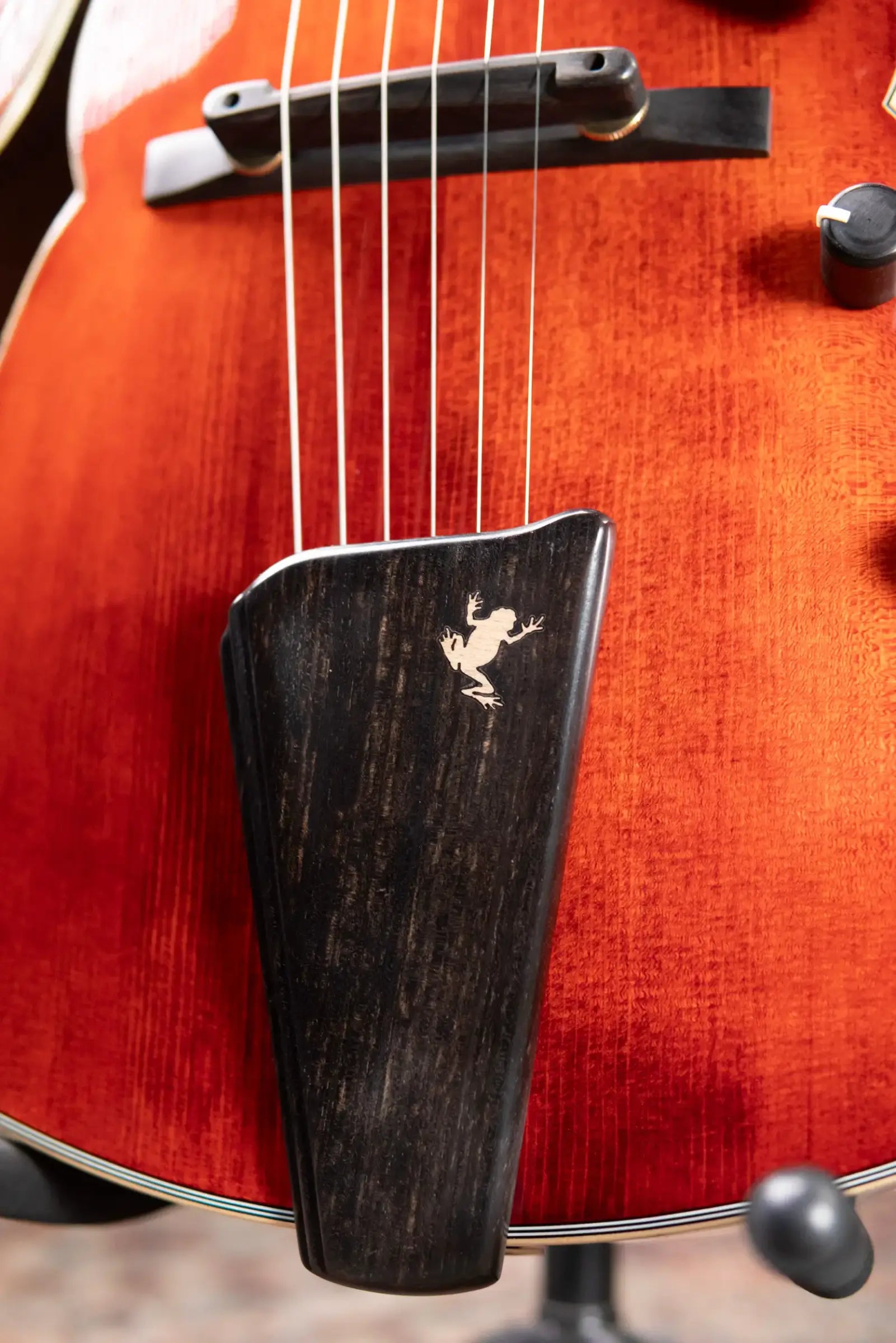 Eastman AR680CE John Pisano Signature Electric Guitar with Hardshell Case