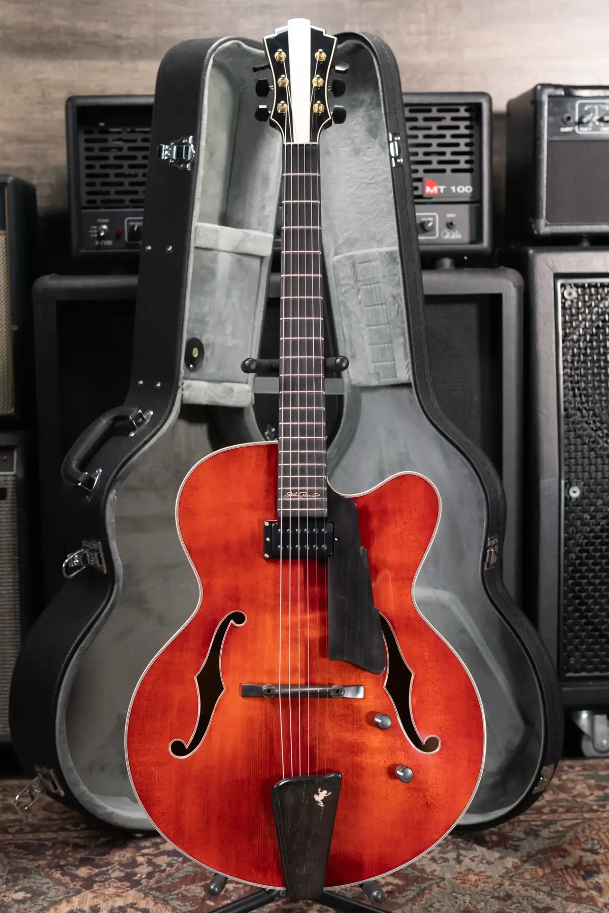 Eastman AR680CE John Pisano Signature Electric Guitar with Hardshell Case