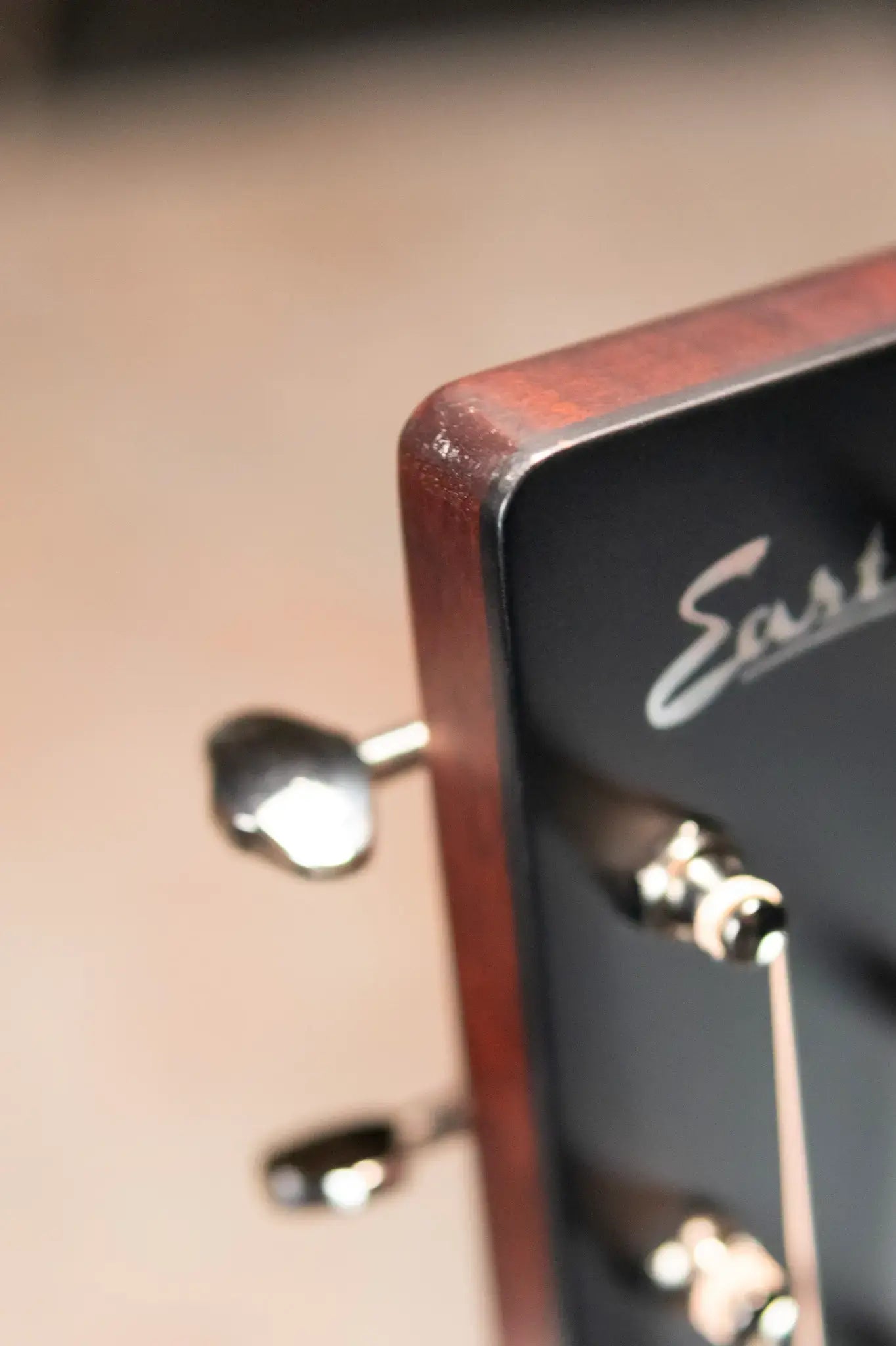 Eastman E10OM-TC Acoustic Guitar with Hardshell Case - Floor Model