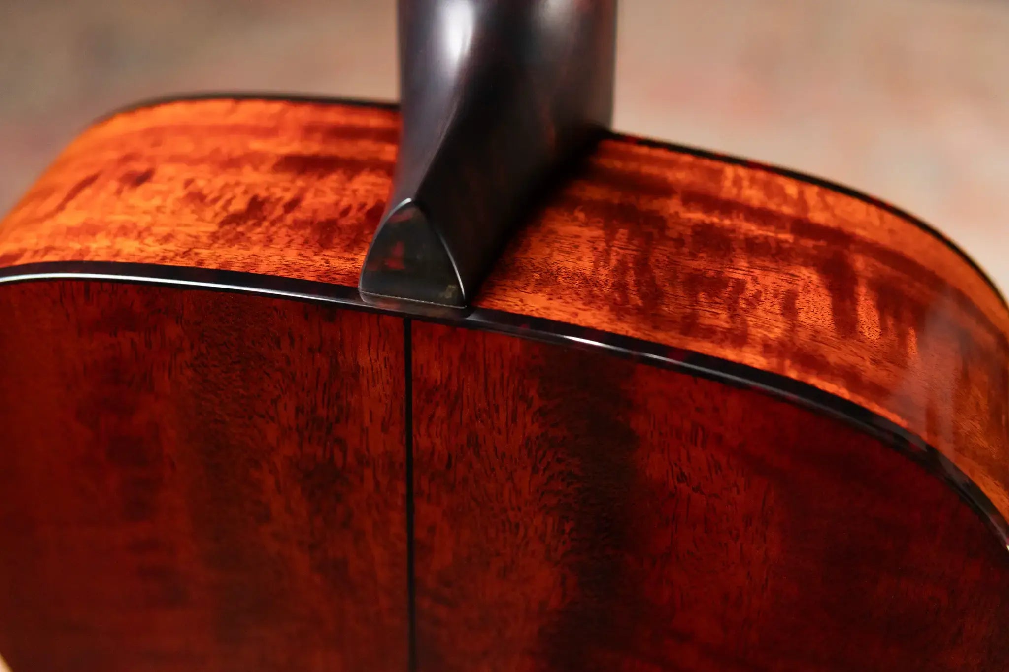 Eastman E10OM-TC Acoustic Guitar with Hardshell Case - Floor Model