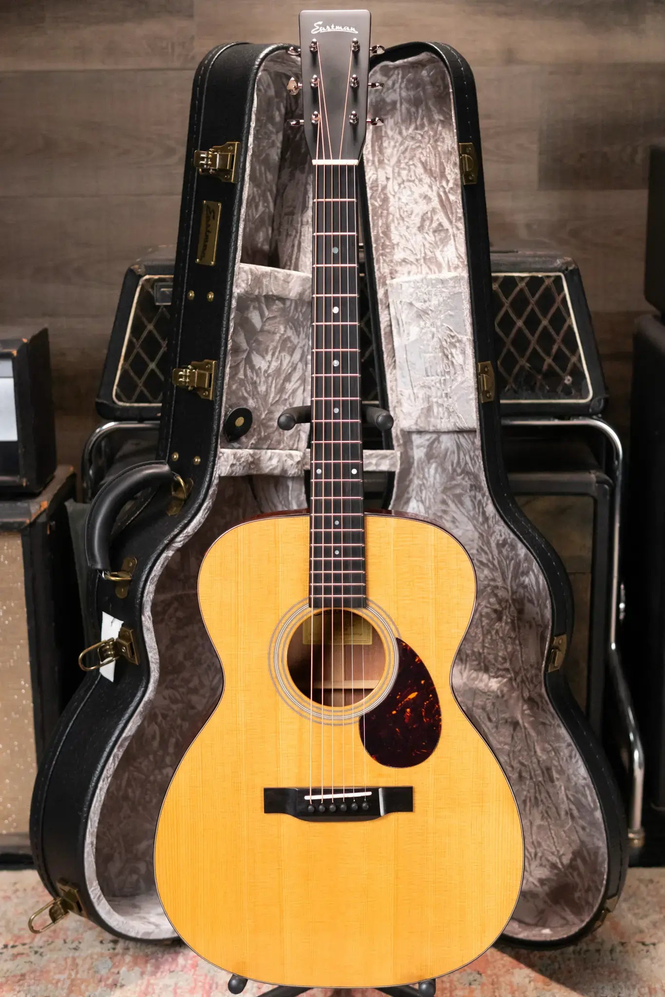 Eastman E10OM-TC Acoustic Guitar with Hardshell Case - Floor Model