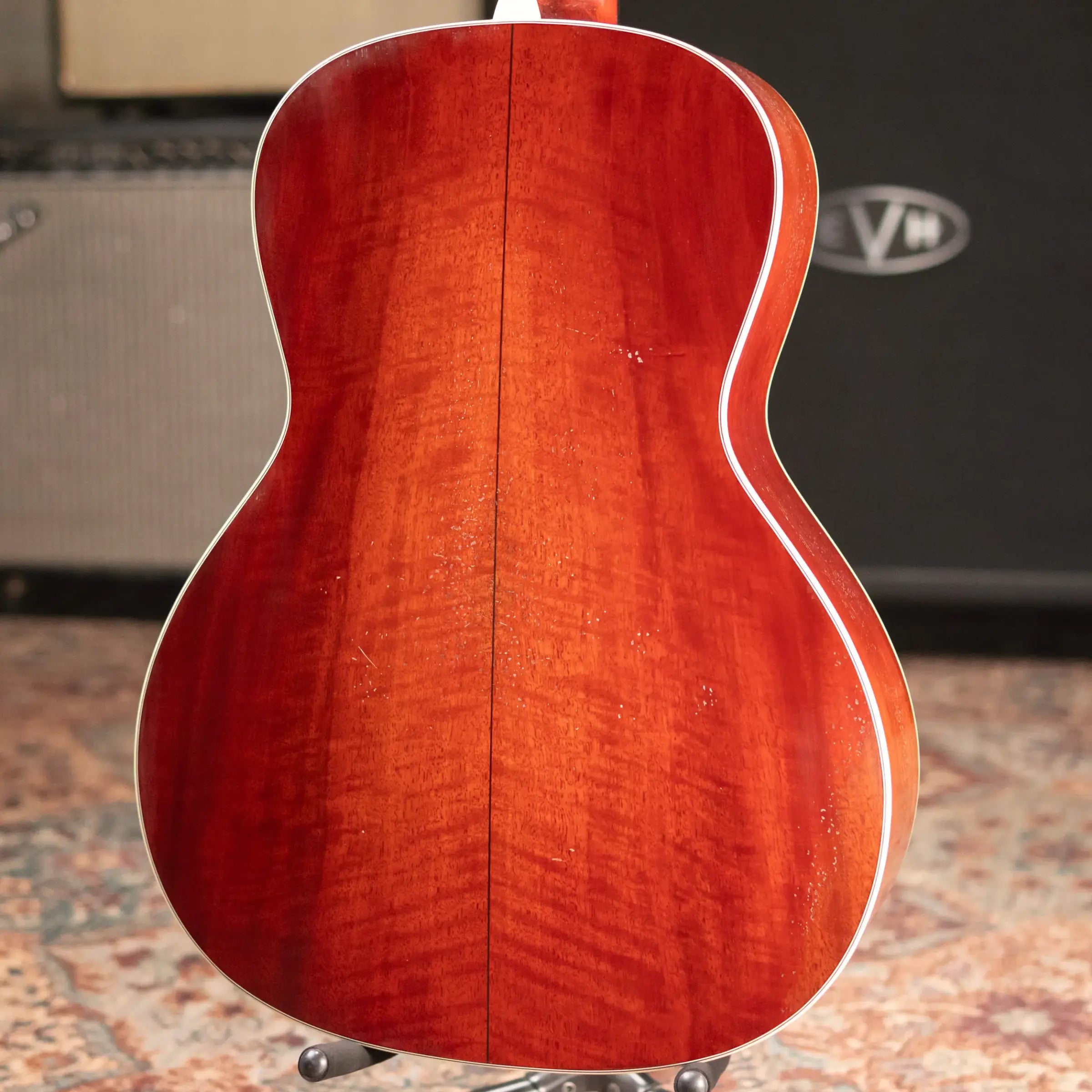 Eastman E10OOSS/V Acoustic Guitar - Antique Varnish