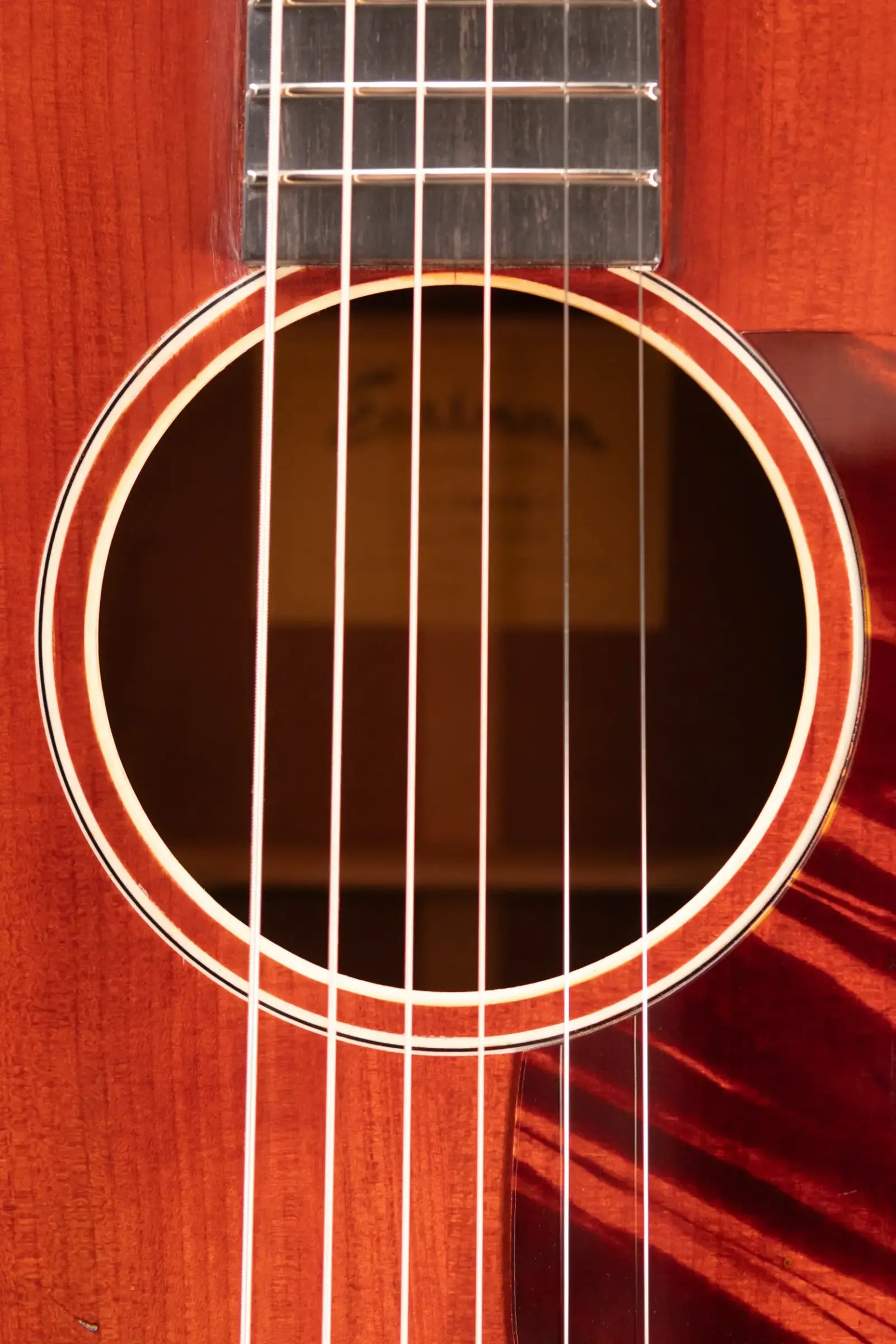 Eastman E10OOSS/V Acoustic Guitar - Antique Varnish