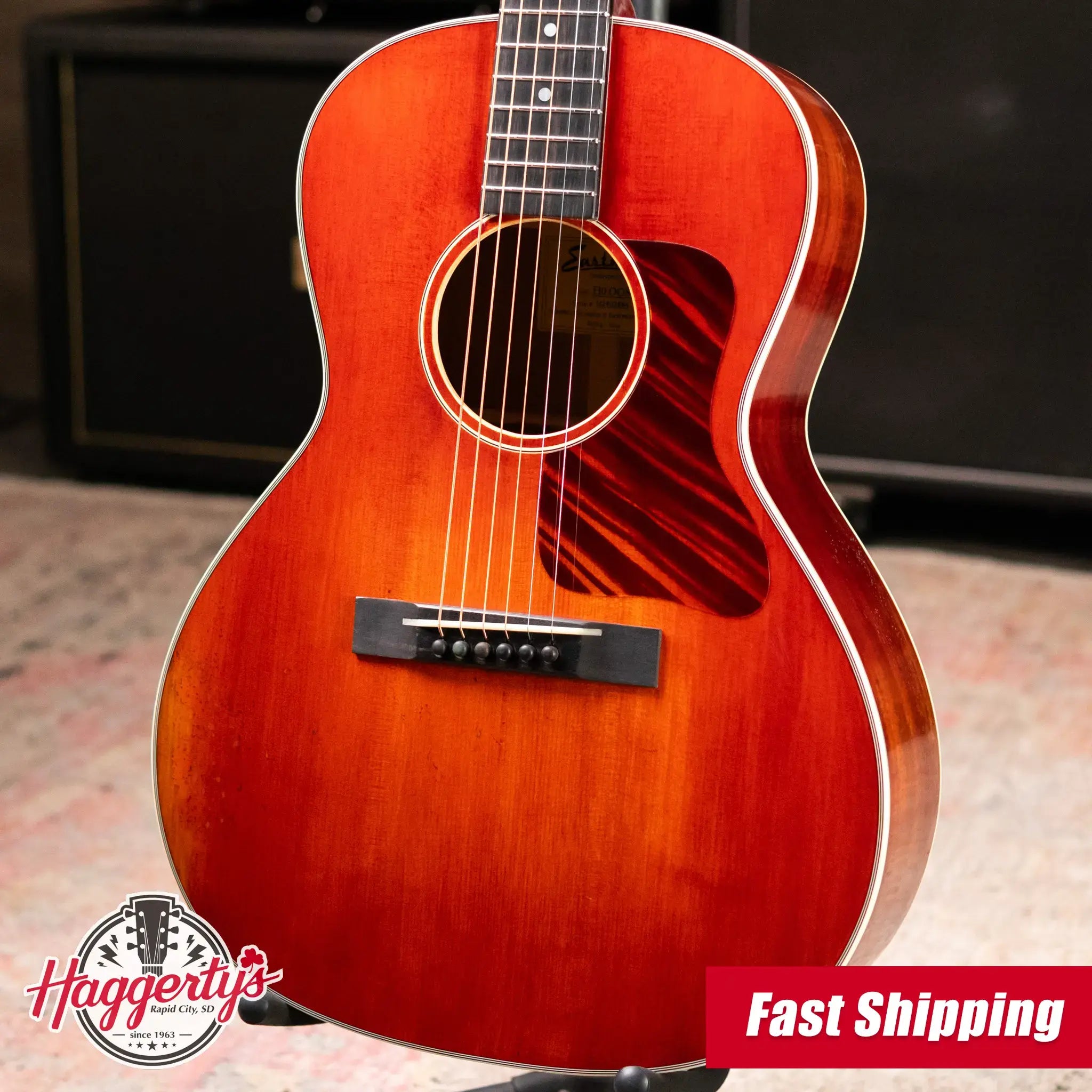 Eastman E10OOSS/V Slope Shoulder Acoustic Guitar - Antique Varnish with Hardshell Case