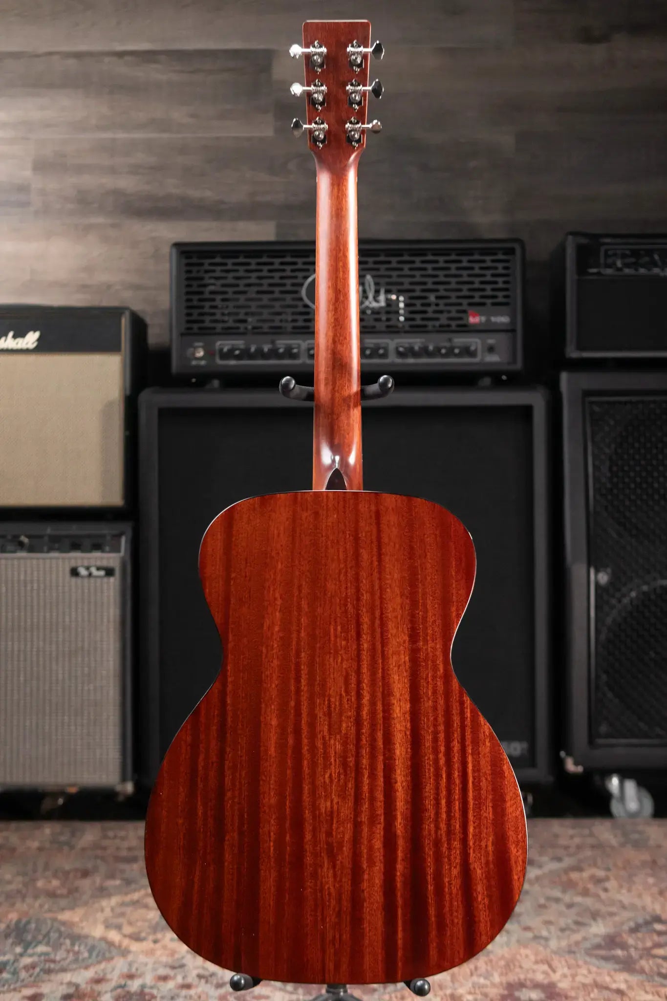 Eastman E1OM-DLX Acoustic/Electric Guitar with Gig Bag