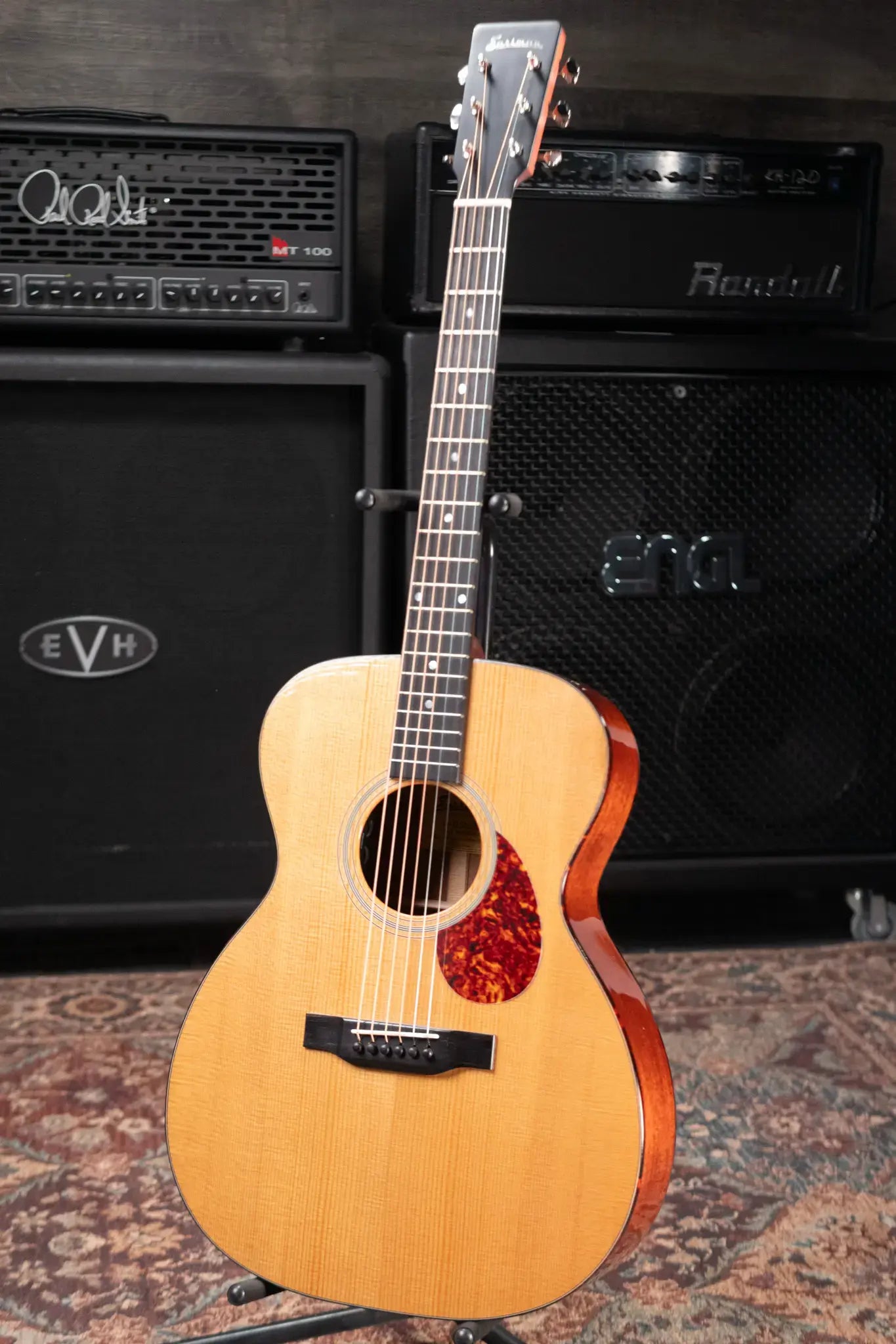 Eastman E1OM-DLX Acoustic/Electric Guitar with Gig Bag