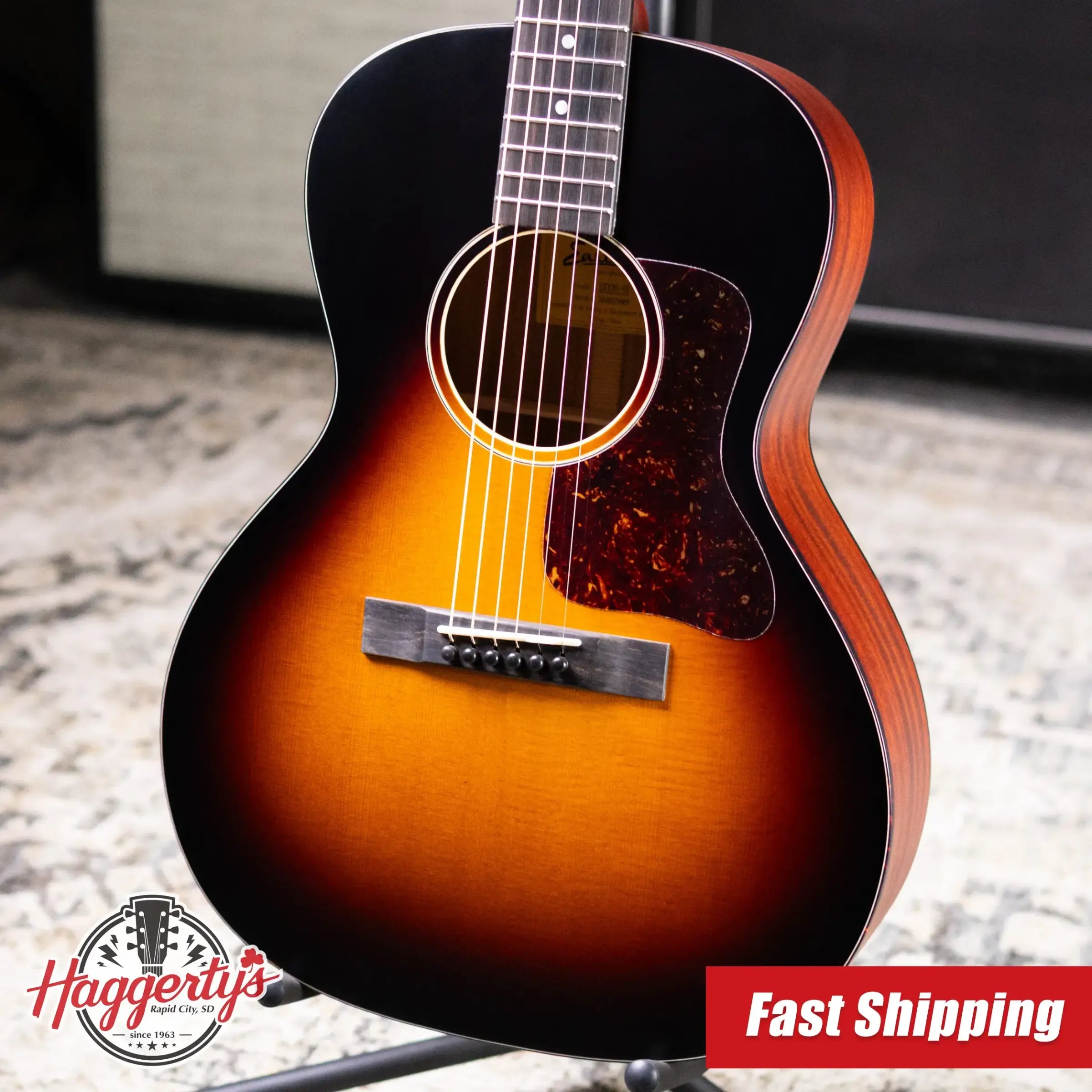 Eastman E1OOSS-SB Acoustic Guitar - Sunburst with Gig Bag