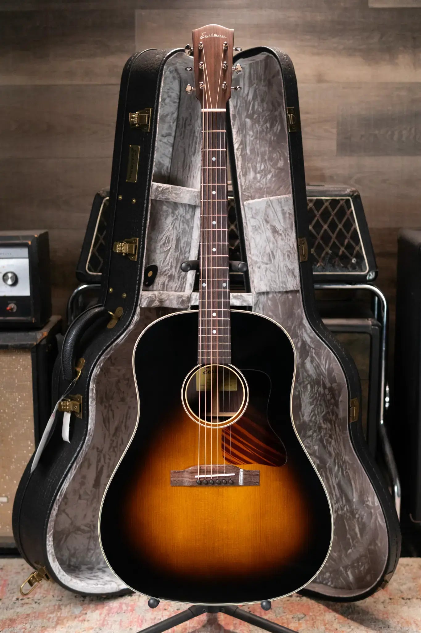 Eastman E20SS-TC Dreadnought Acoustic with Hardshell Case