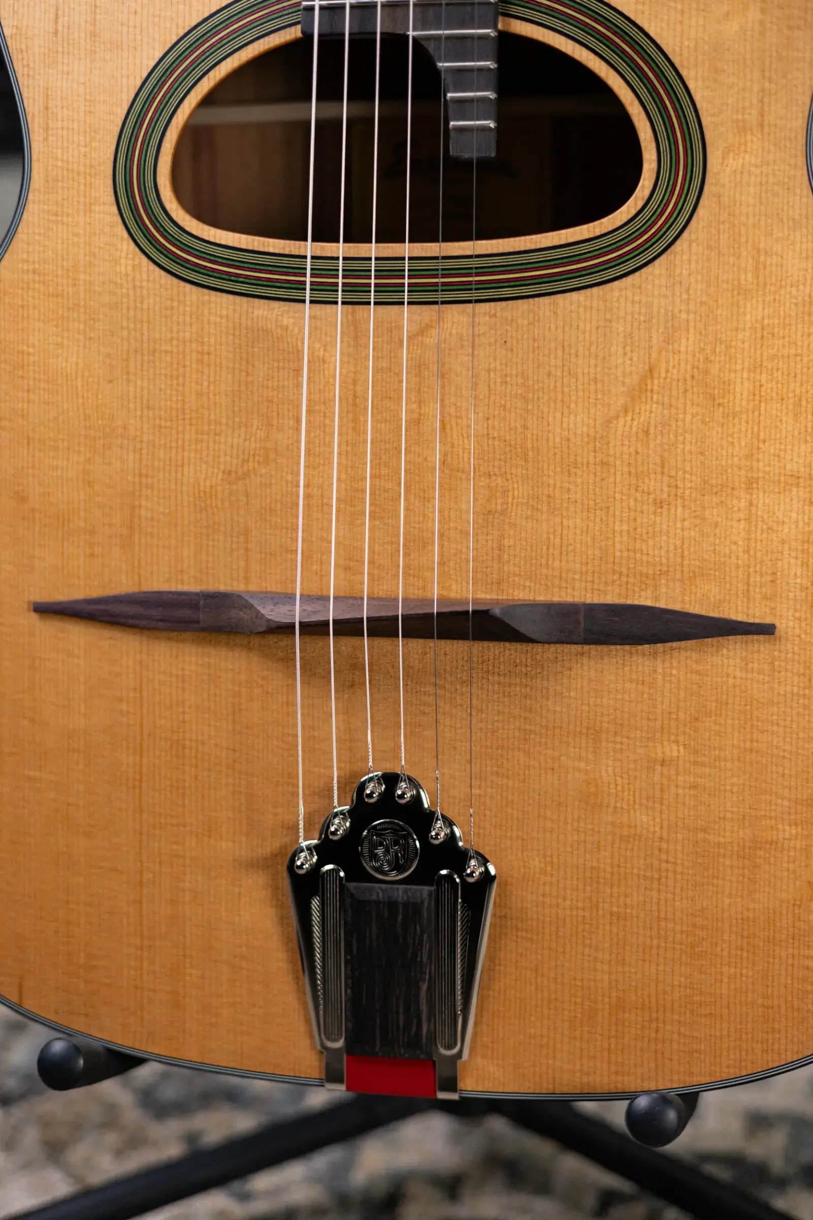 Eastman Guitars DM3 Grande Bouche Acoustic Guitar - Natural with Structured Gig Bag