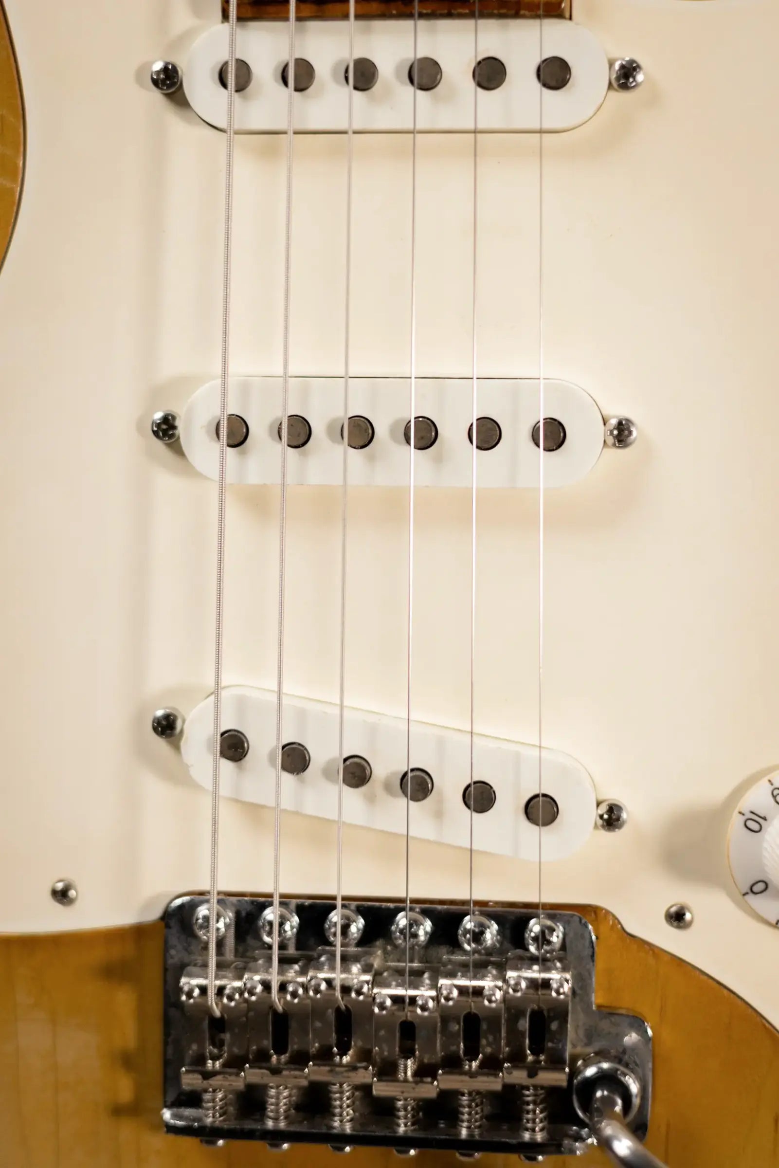 Eastman Kauffmann Series DC Vintage - Made in Holland - Heavy Relic Electric Guitar - Dirty Blonde with Padded Gig Bag