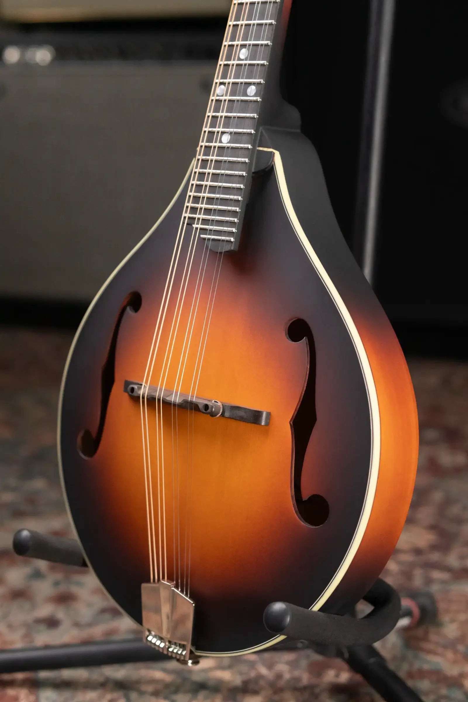 Eastman MD305E-SB A-Style Acoustic/Electric Mandolin - Sunburst with Gig Bag