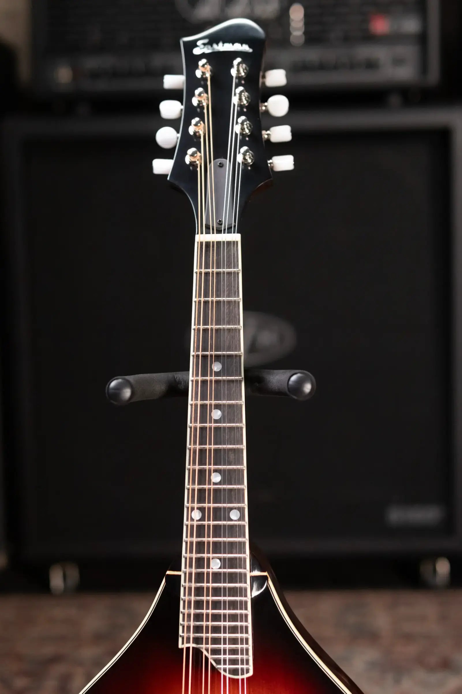 Eastman MD505-CS A-Style Mandolin - Classic Sunburst With Hardshell Case