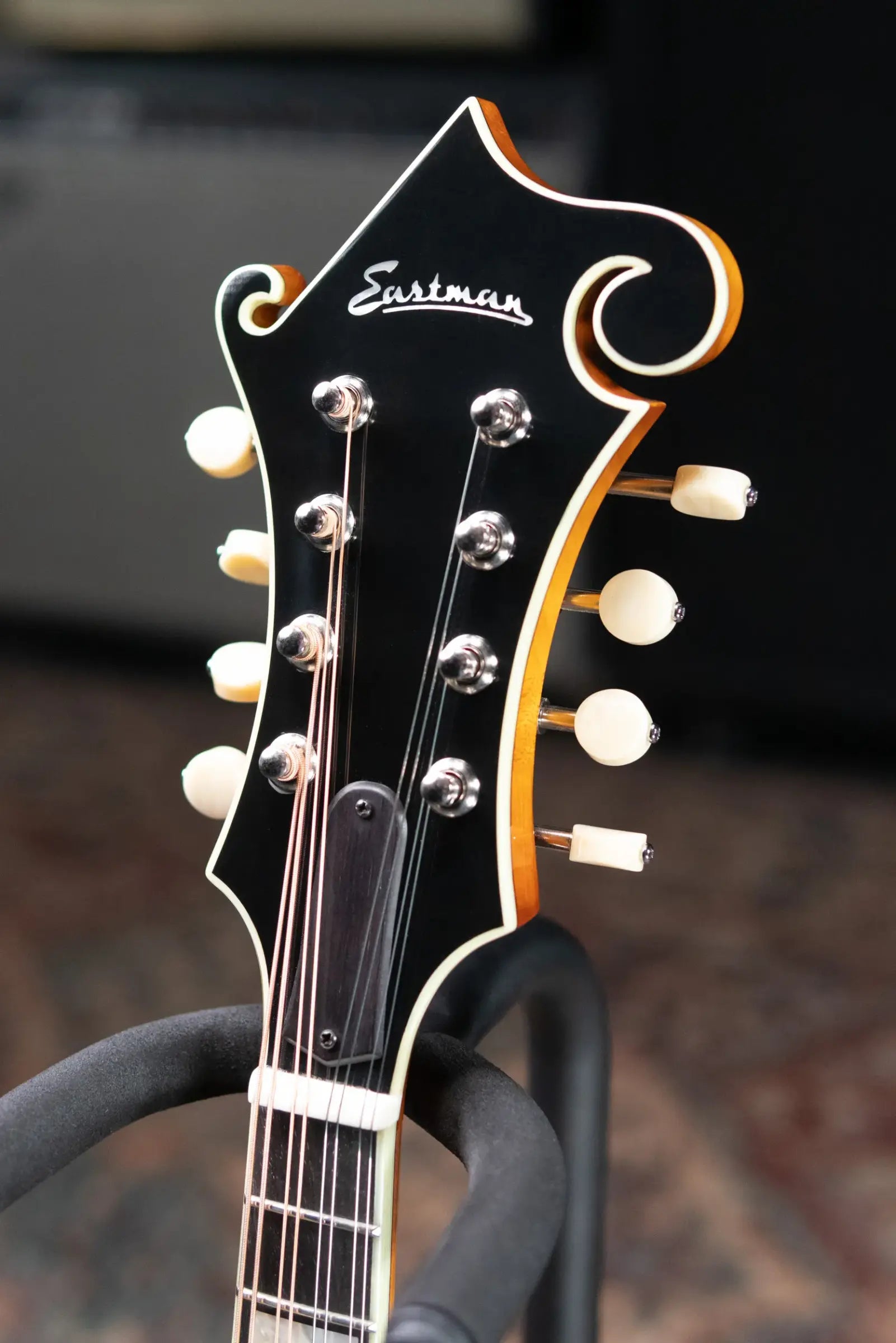 Eastman MD615-GB F-Style Acoustic/Electric Mandolin - Goldburst with Hardshell Case