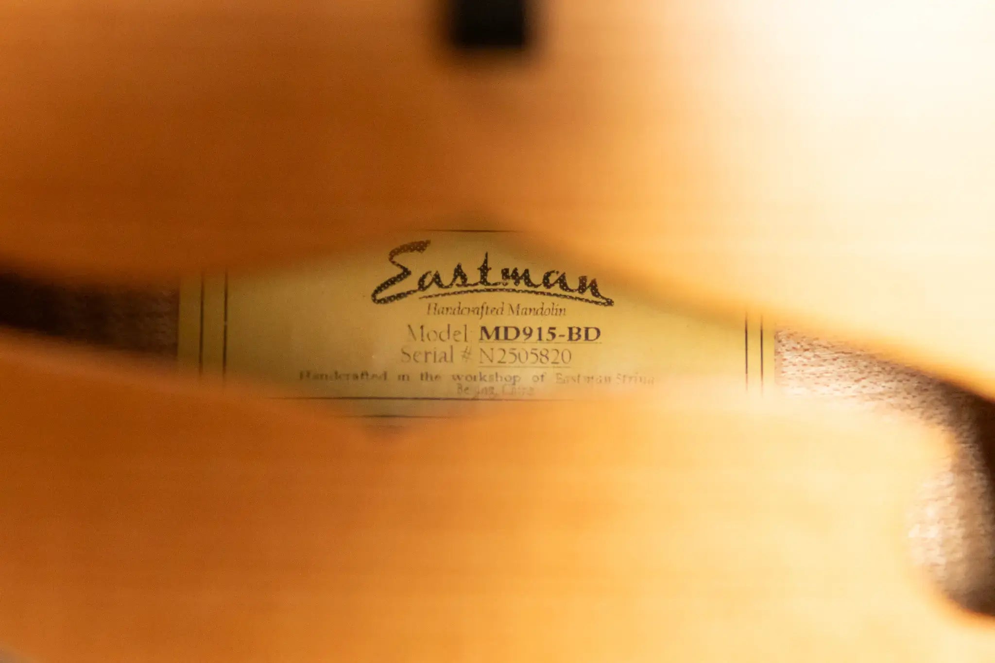 Eastman MD915-BD F-Style Mandolin - Blonde with Hardshell Case