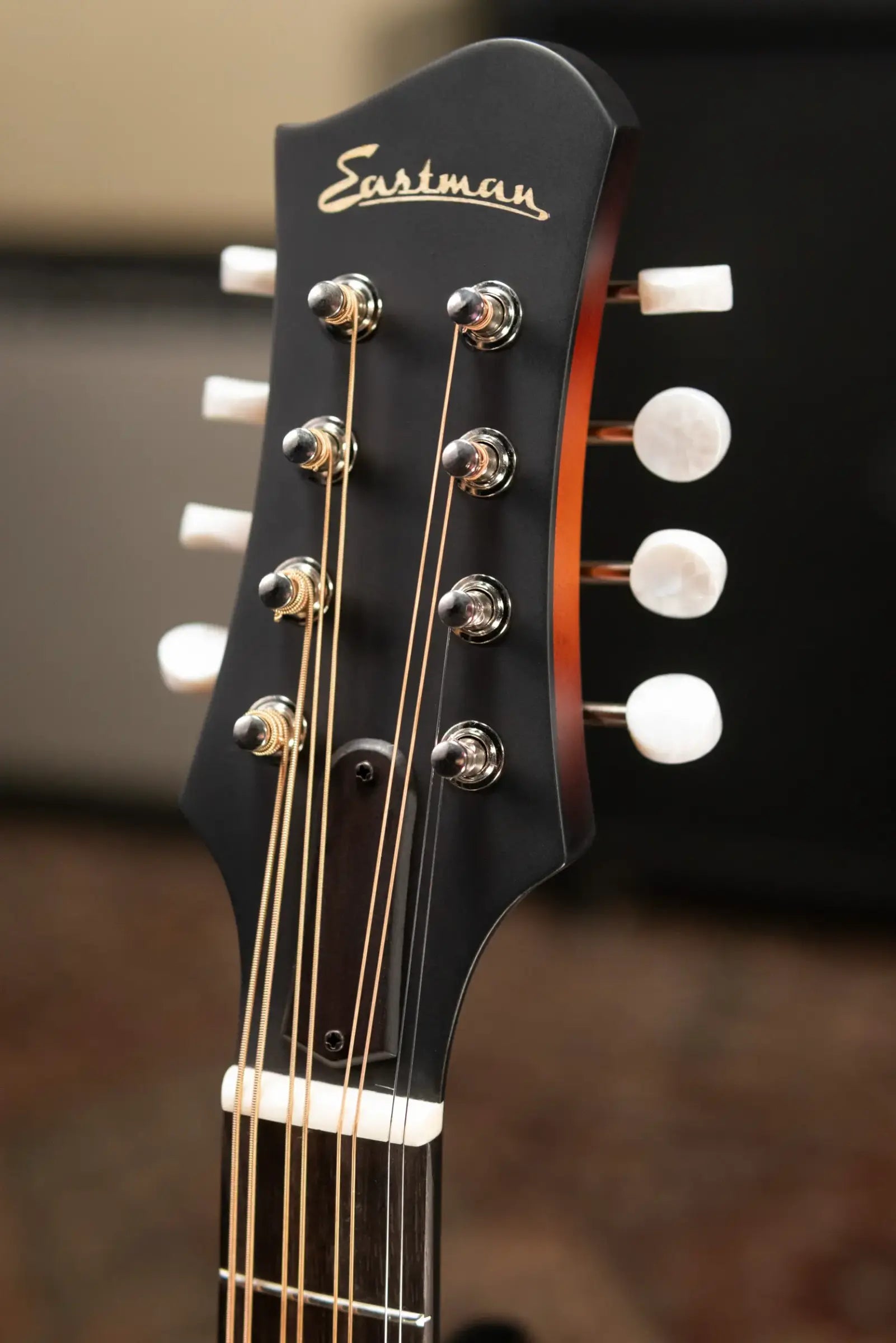 Eastman MDO305E-SB Octave Mandolin A-Style with K&K Pickup and Gig Bag