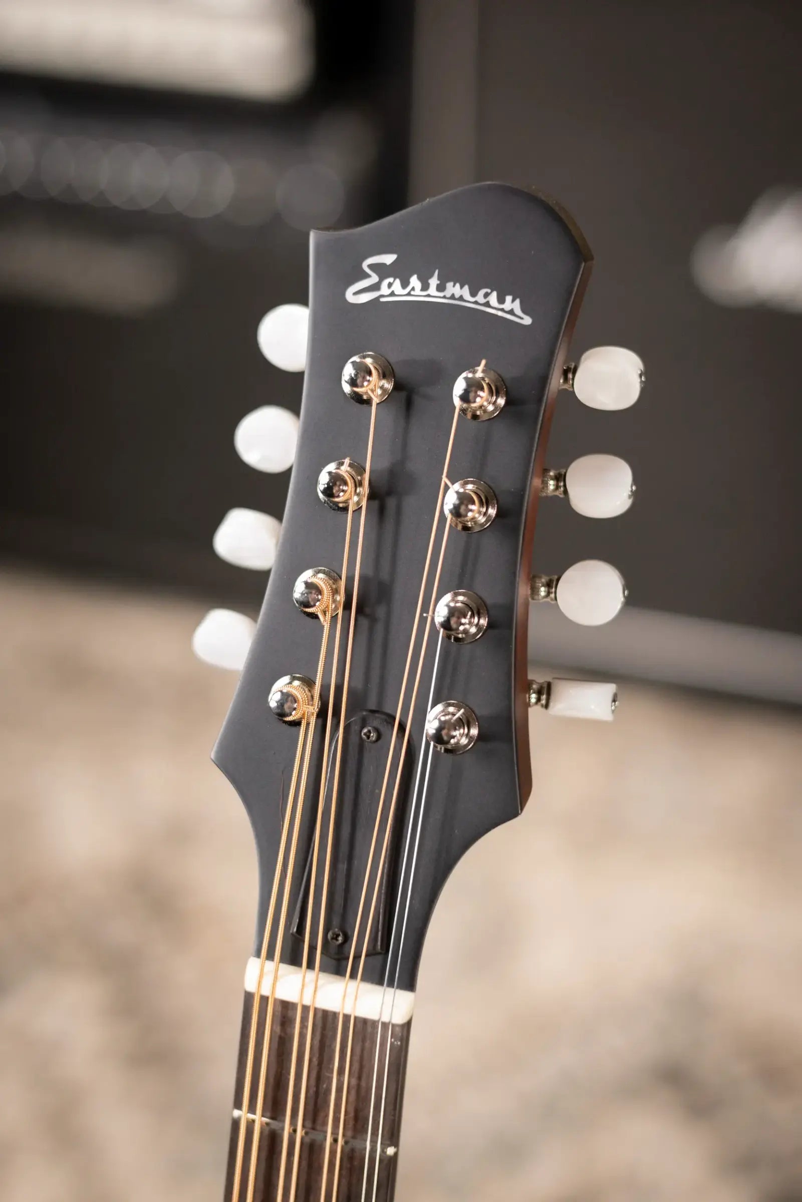 Eastman MDO305 A-Style Octave Mandolin - Classic with Gig Bag