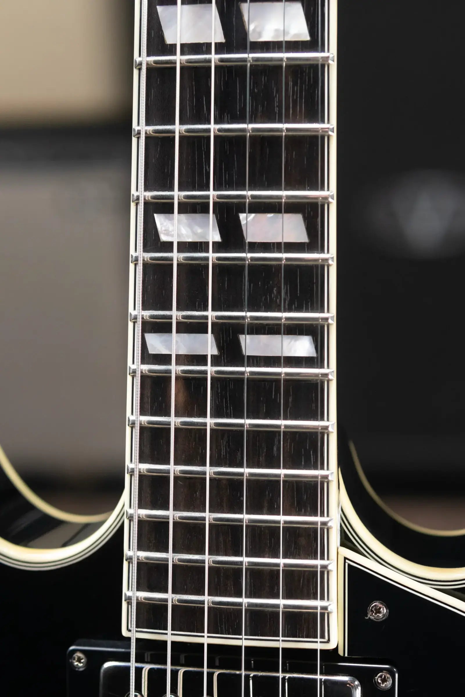 Eastman T486 Electric Guitar - Black with Hardshell Case - Used