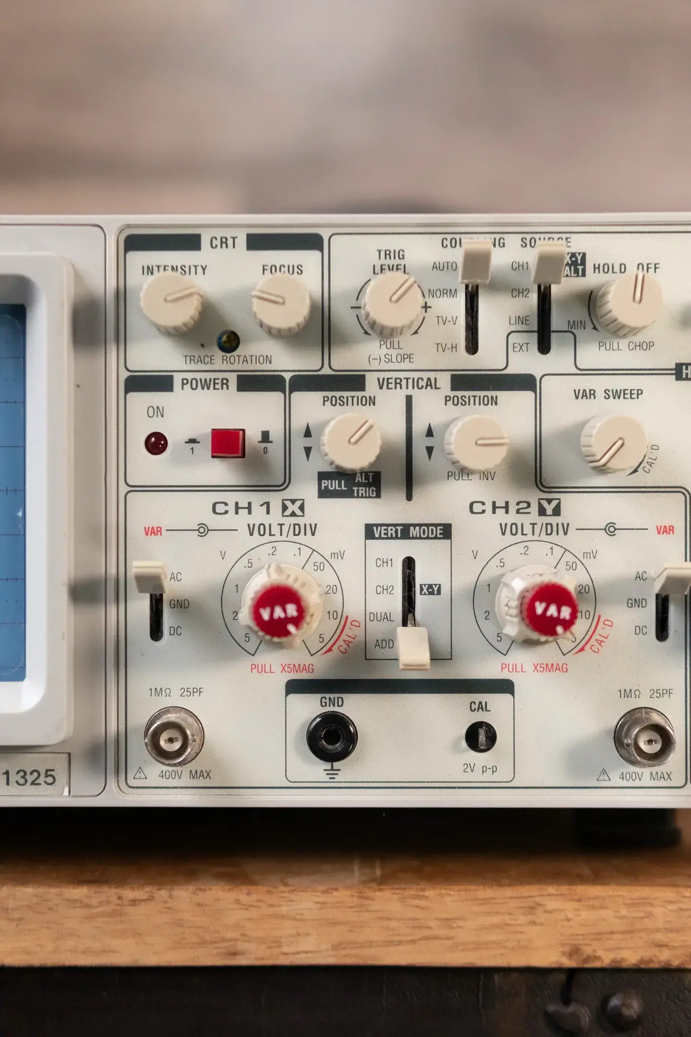 Elenco S-1325 Oscilloscope 30MHz 2-Channel - Used