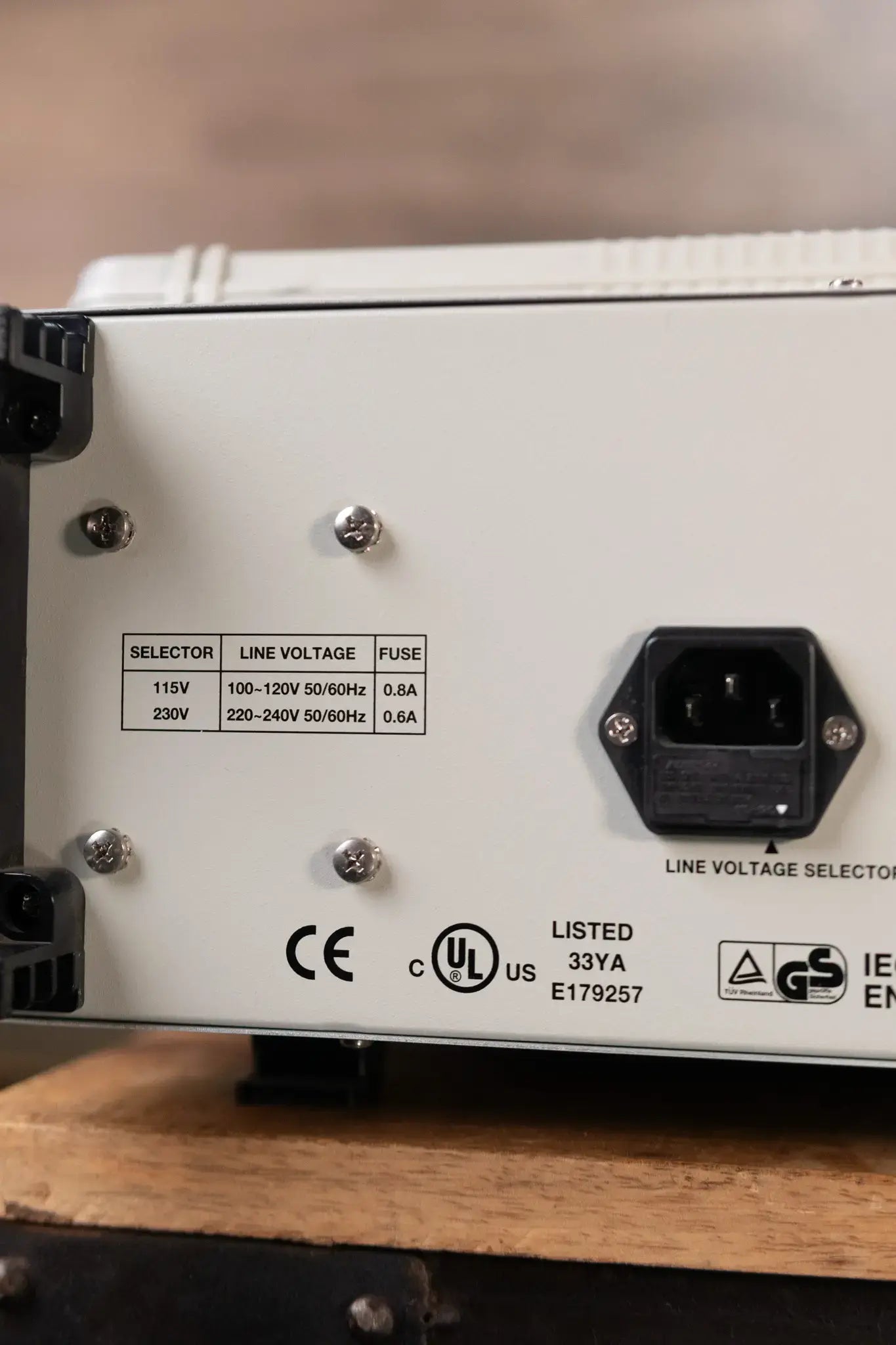 Elenco S-1325 Oscilloscope 30MHz 2-Channel - Used