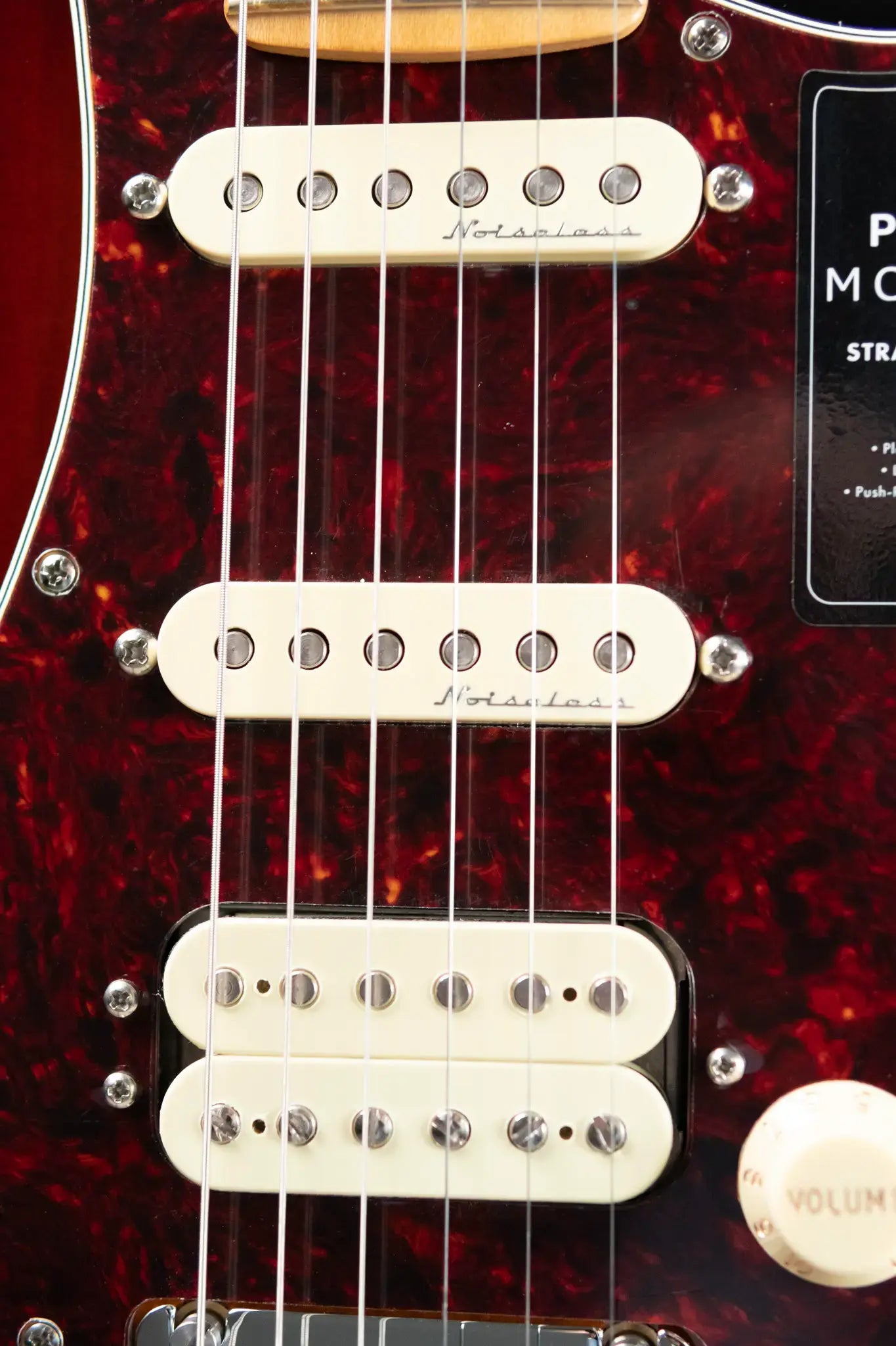 Fender Player II Modified Stratocaster HSS, Maple Fingerboard - 3-Color Sunburst with Deluxe Gig Bag