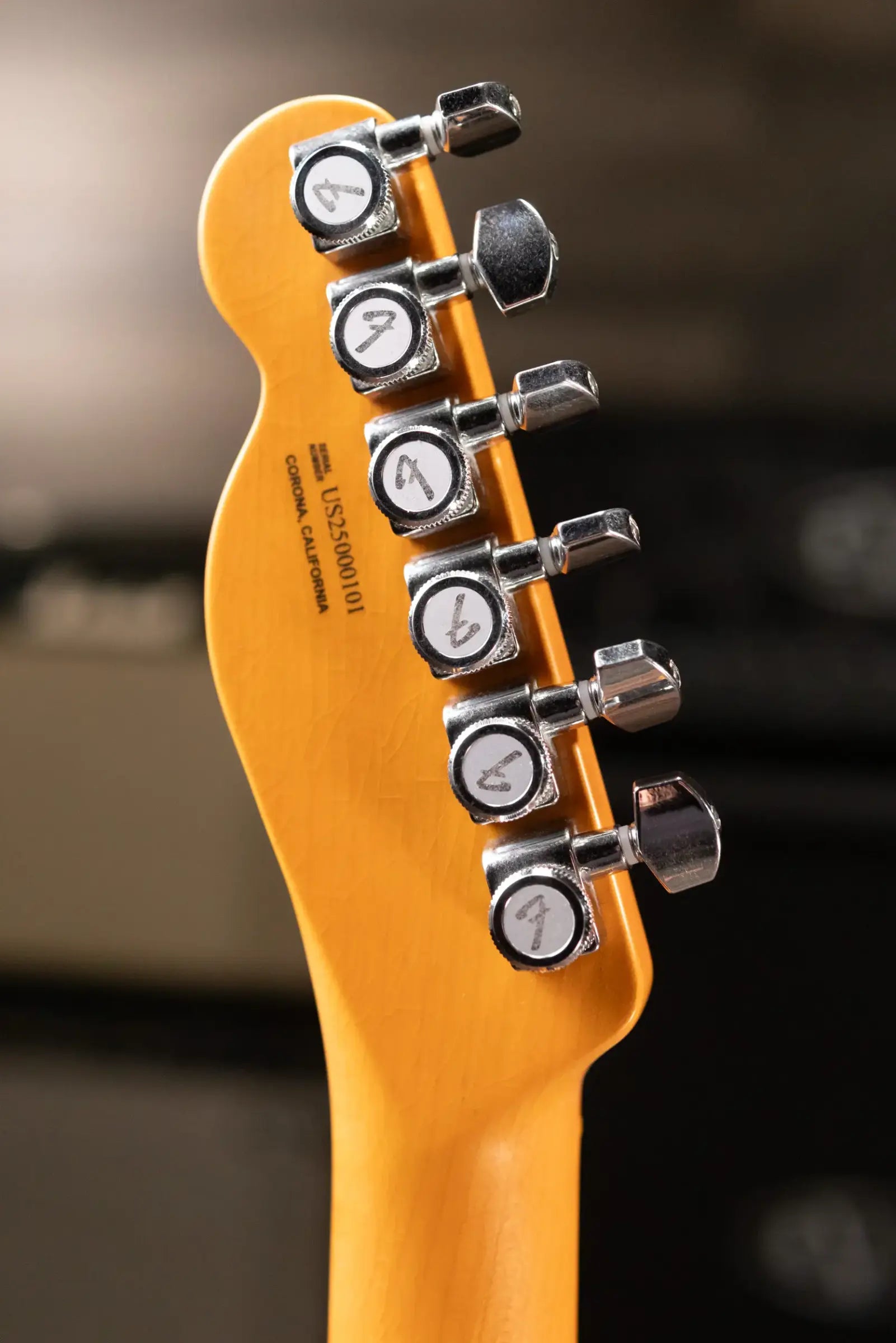 Fender American Ultra Luxe '50s Telecaster Electric Guitar - Butterscotch Blonde with Deluxe Hardshell Case