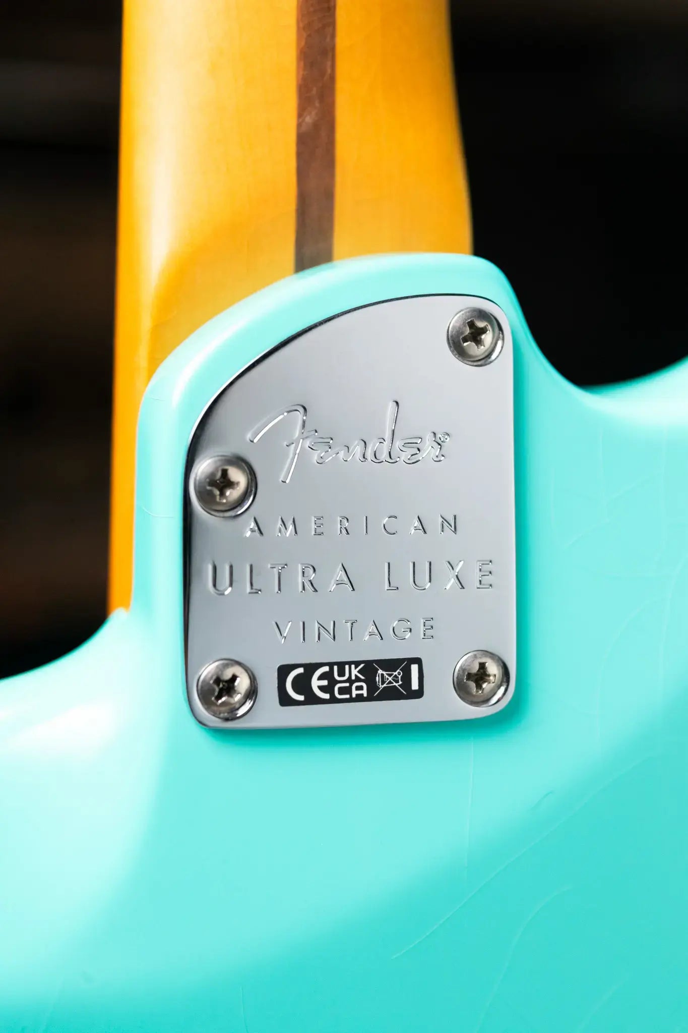 Fender American Ultra Luxe '60s Stratocaster HSS, Rosewood Fingerboard Electric Guitar - Sea Foam Green with Deluxe Hardshell Case