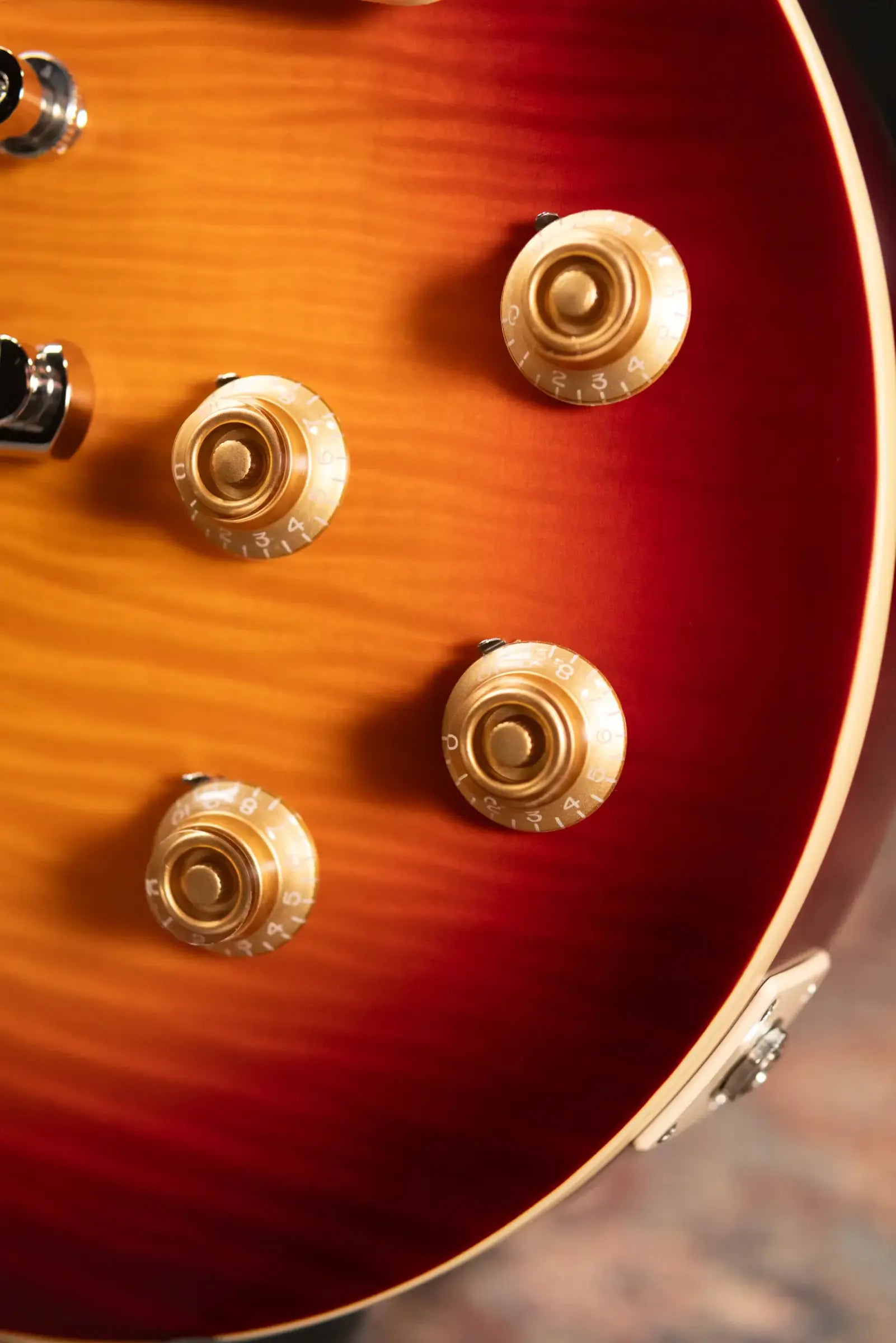 Epiphone 1959 Les Paul Standard Electric Guitar - Factory Burst with Hardshell Case