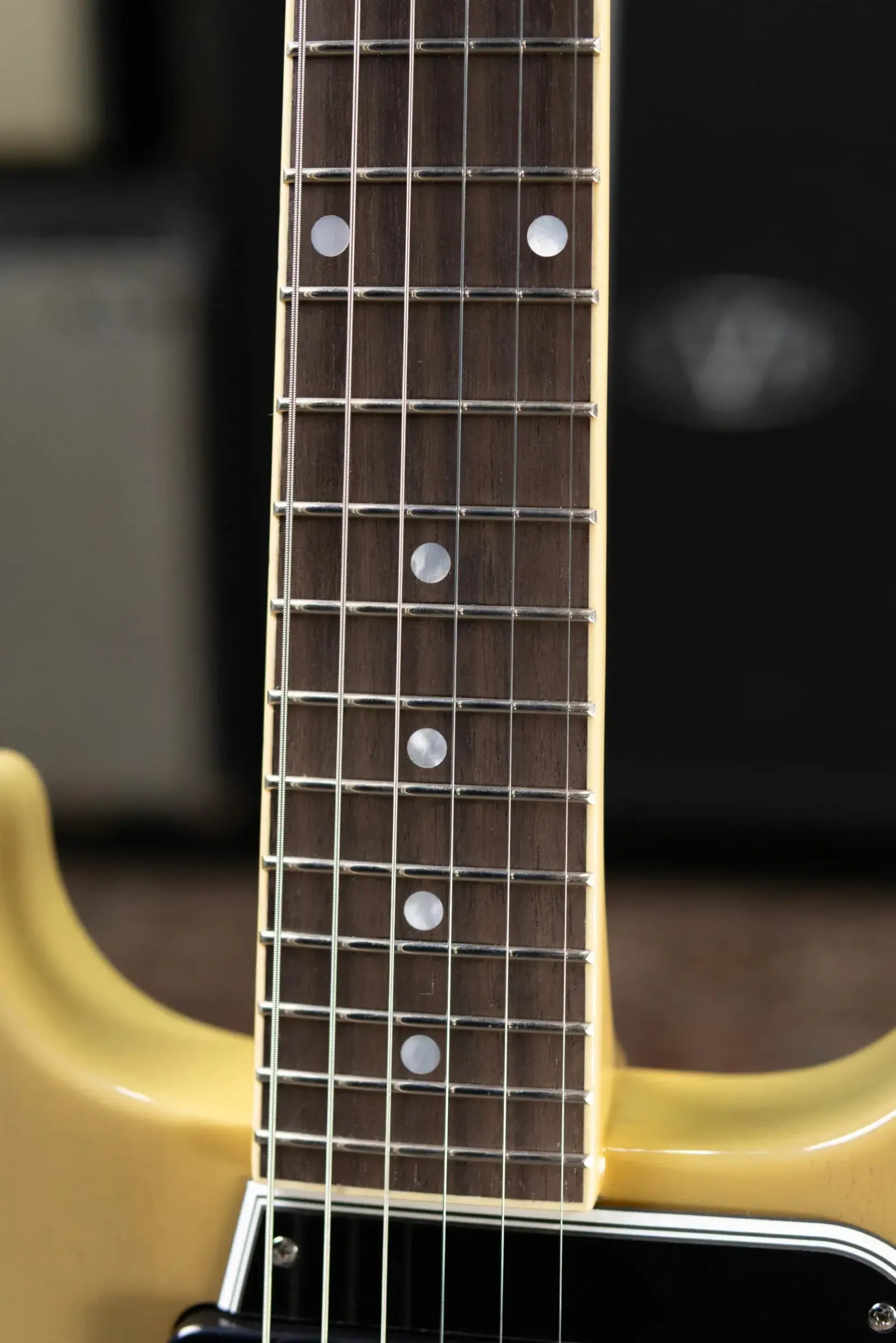 Epiphone 1960 Les Paul Special Double Cut Reissue Electric Guitar - TV Yellow with Hardshell Case - Floor Model