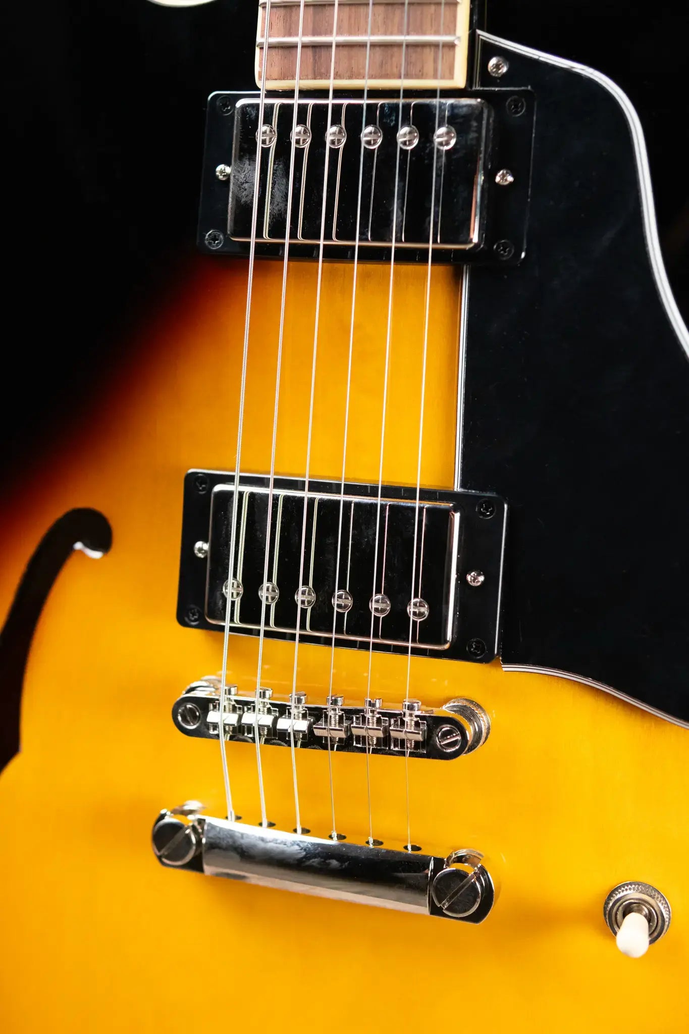 Epiphone ES-335 Semi-Hollow Electric Guitar - Vintage Sunburst - Used