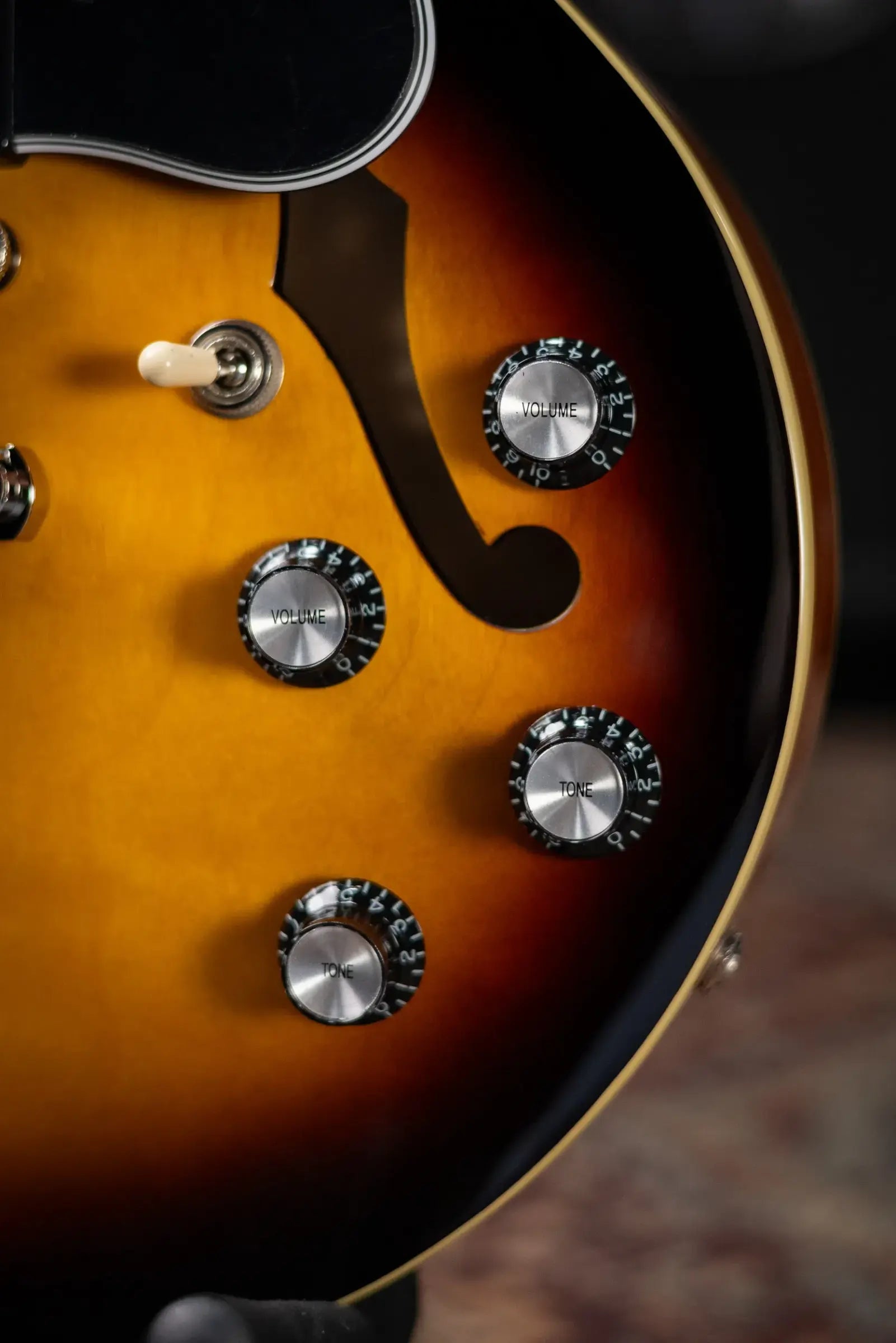Epiphone ES-339 Semi-Hollow Electric Guitar - Vintage Sunburst