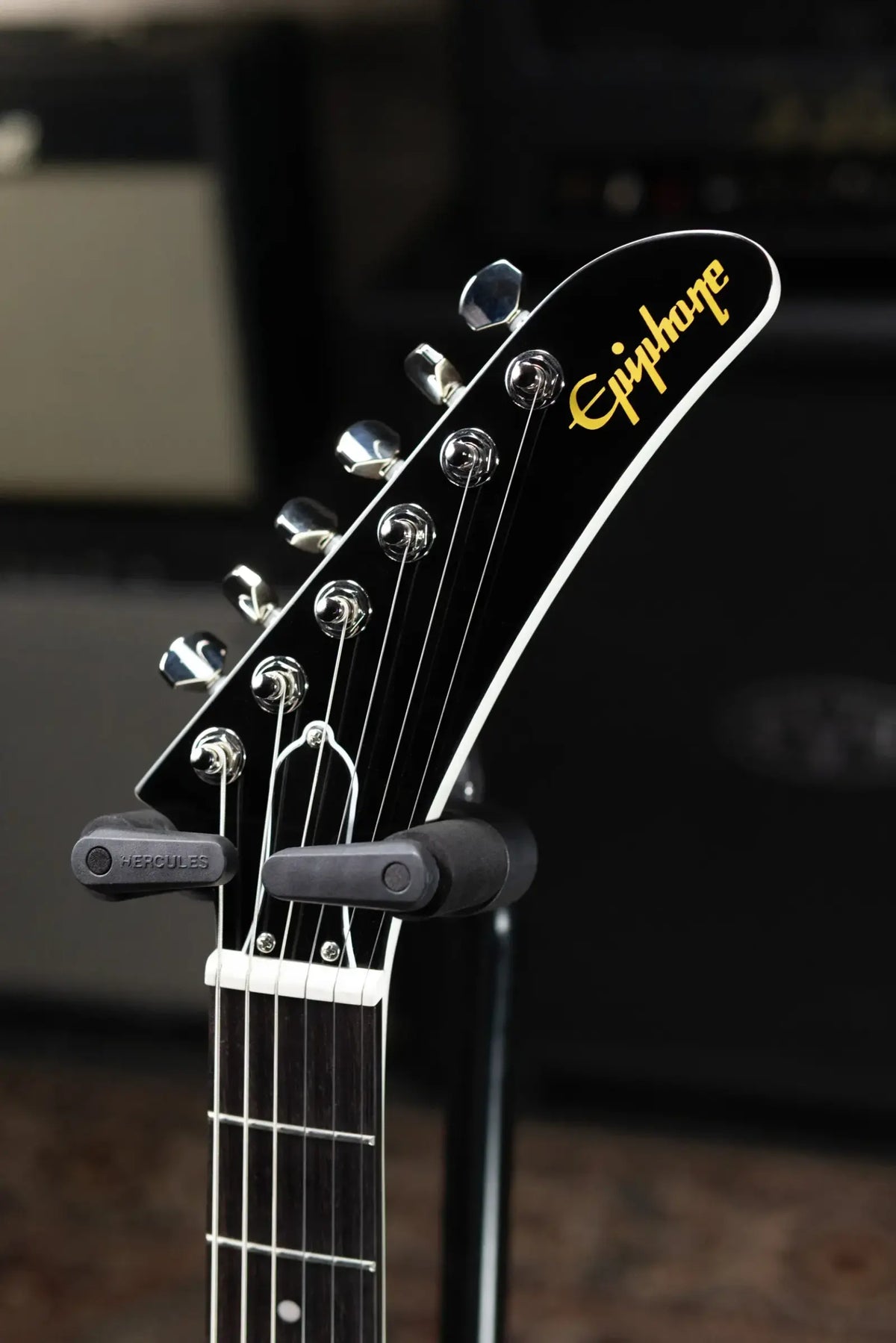 Epiphone Explorer '80s EMG Electric Guitar - Classic White