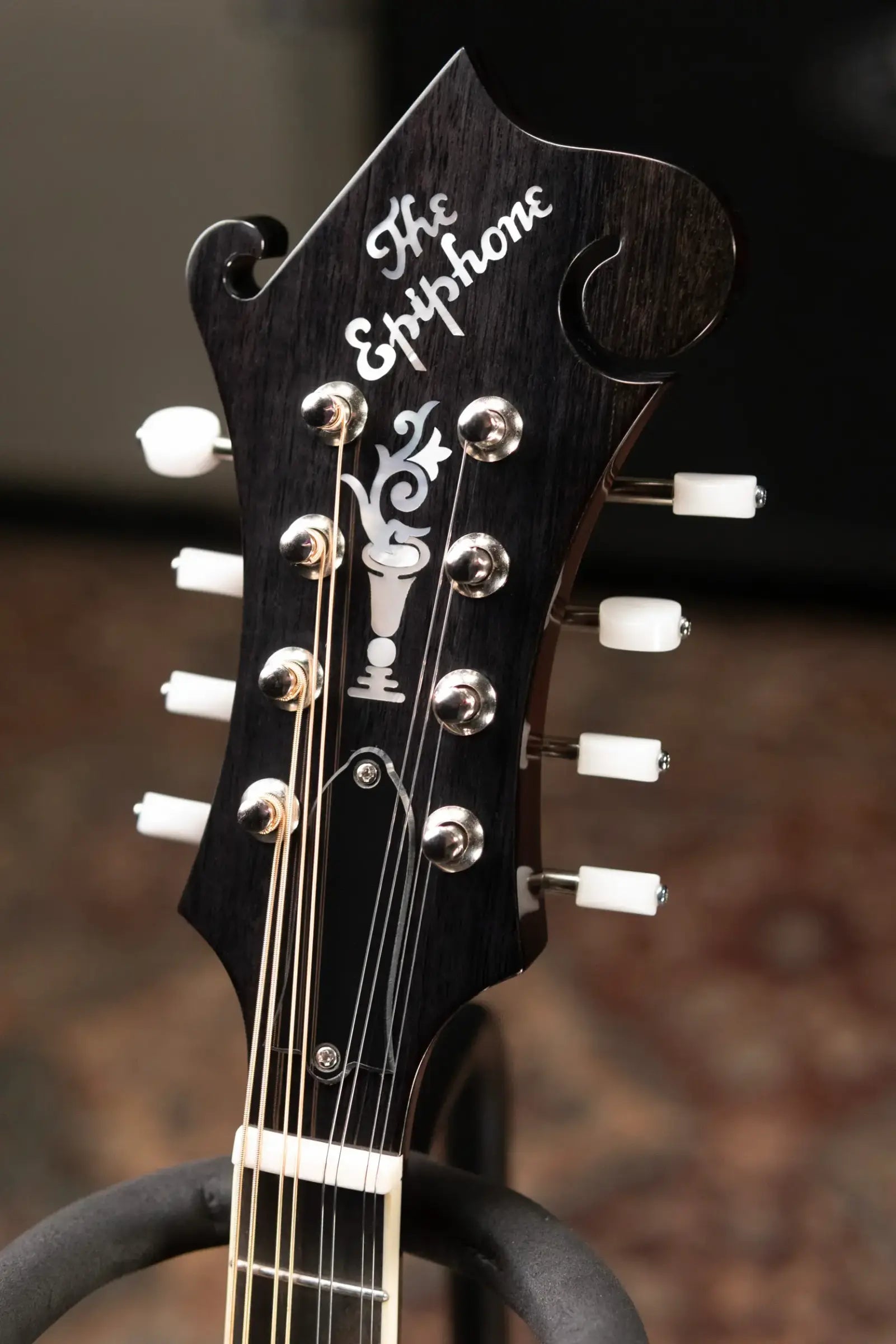 Epiphone F-5G Mandolin - Cremona Burst with Hardshell Case